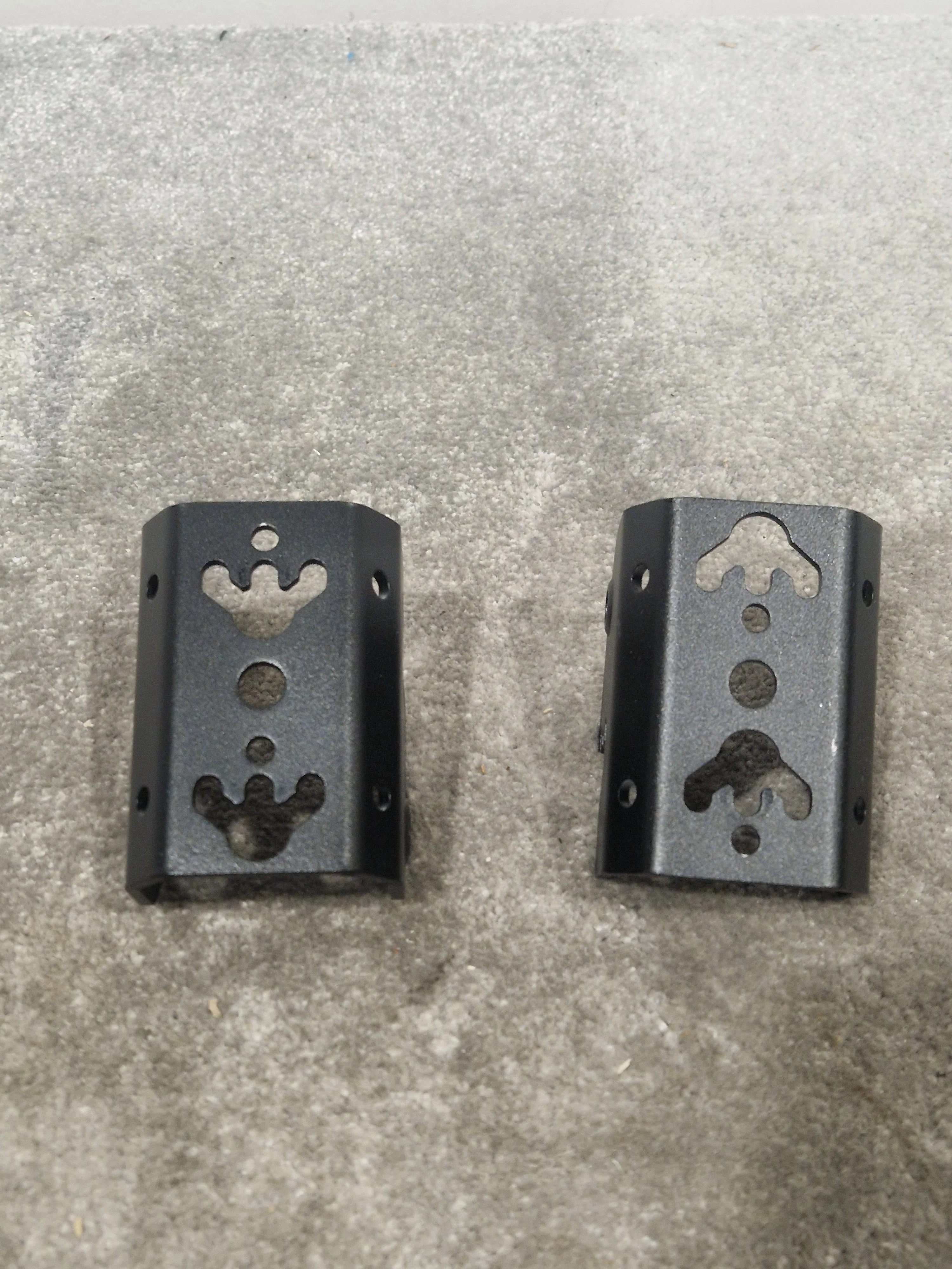 Neumann LH-61 Loudspeaker Stand Pair - Adjustable Height - Excellent - Image 11