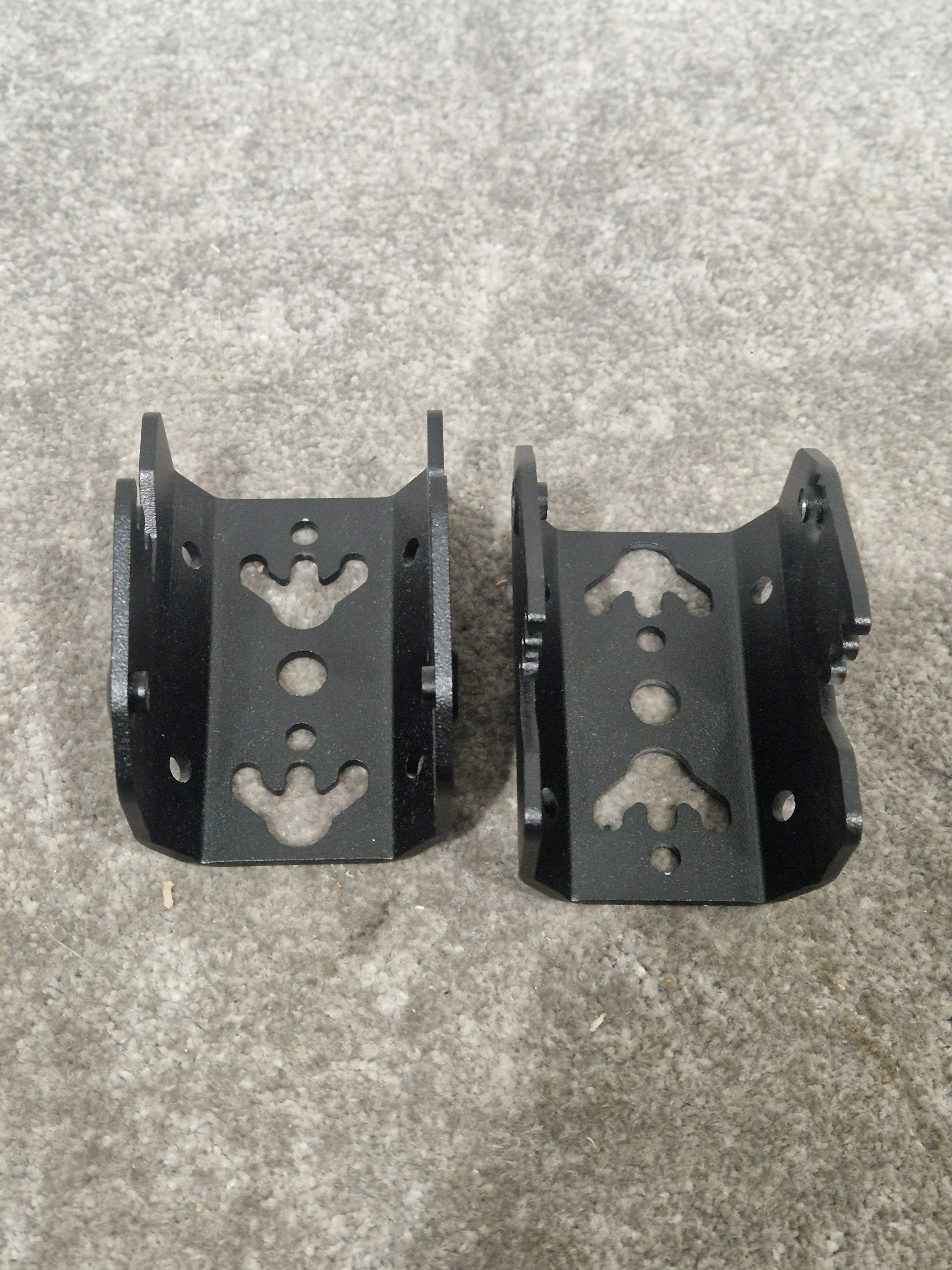 Neumann LH-61 Loudspeaker Stand Pair - Adjustable Height - Excellent - Image 12