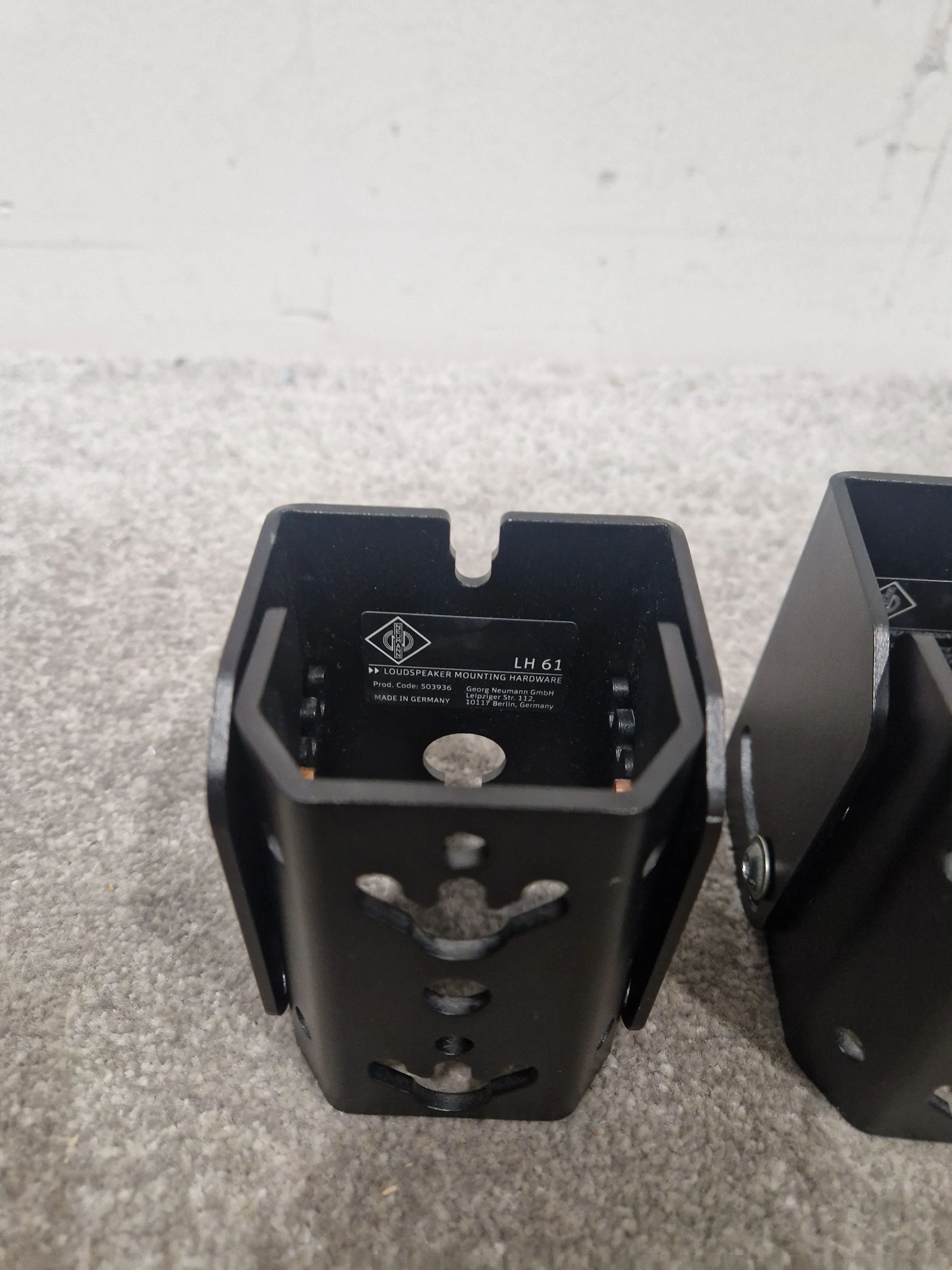 Neumann LH-61 Loudspeaker Stand Pair - Adjustable Height - Excellent - Image 16