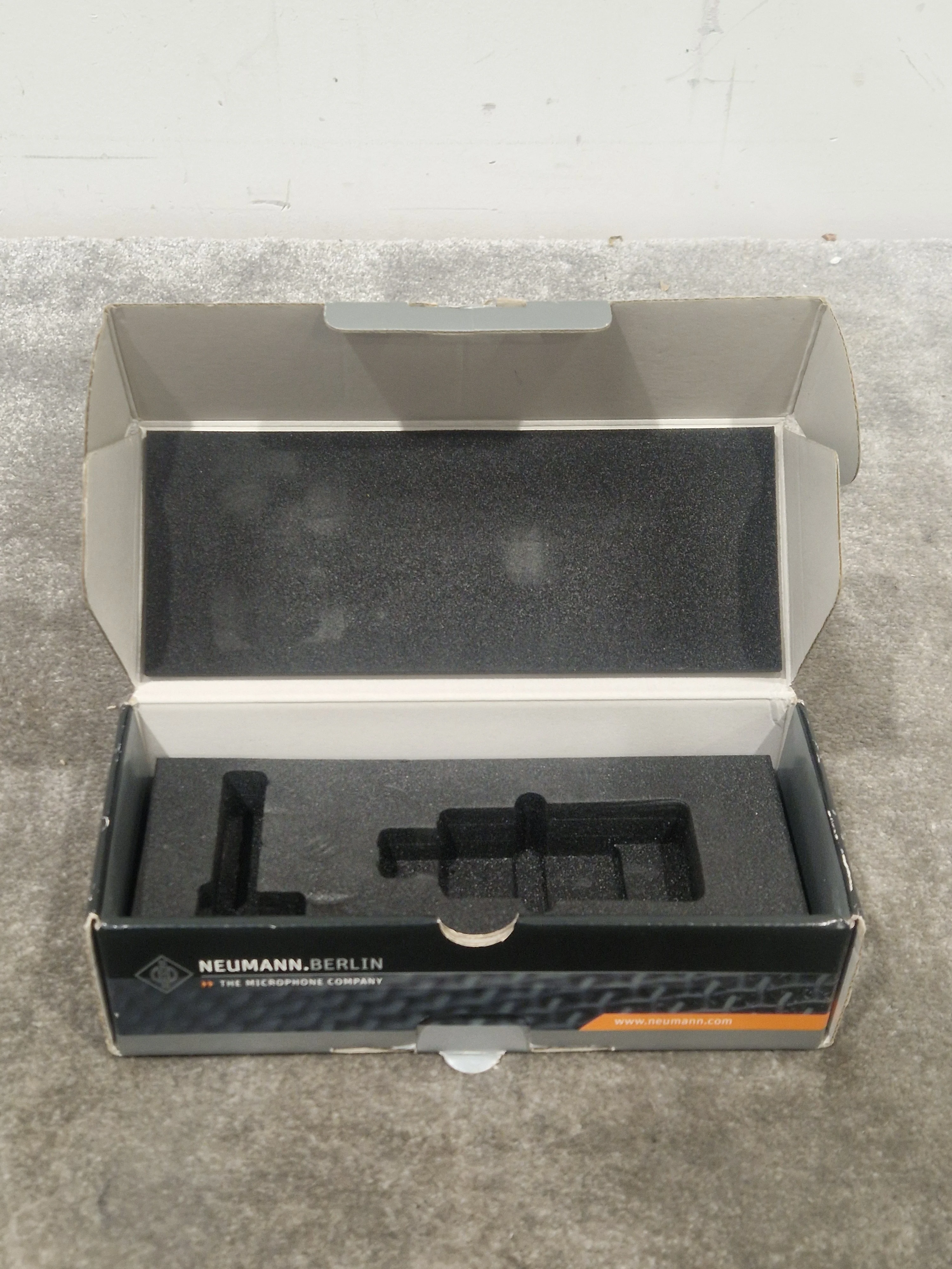 Neumann TLM-102 - Large Diaphragm Condenser Microphone - Excellent w/ Original Box - Image 5