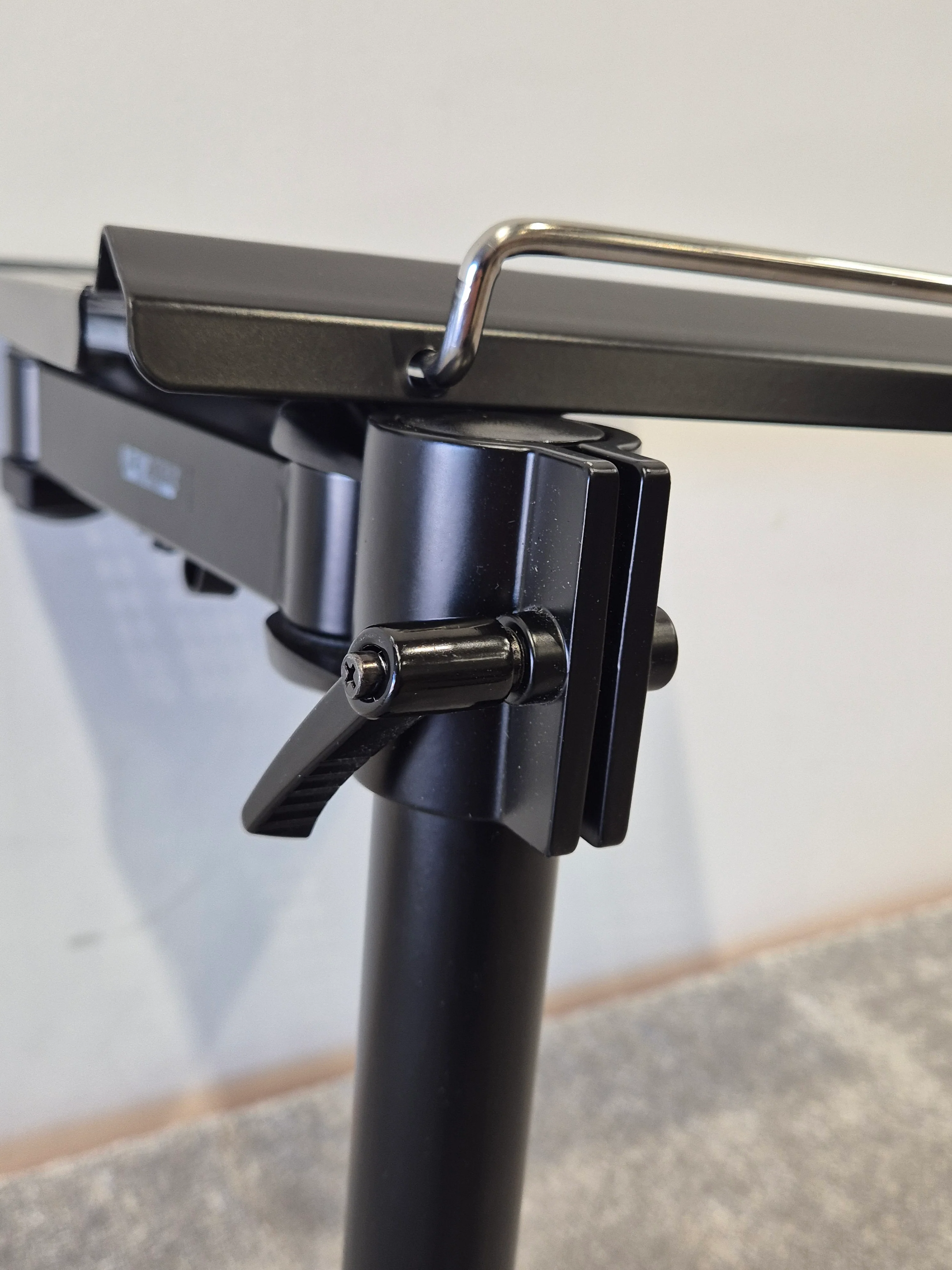 Newstar Adjustable Monitor Stand - Ergonomic Height Adjustment - Excellent - Image 4