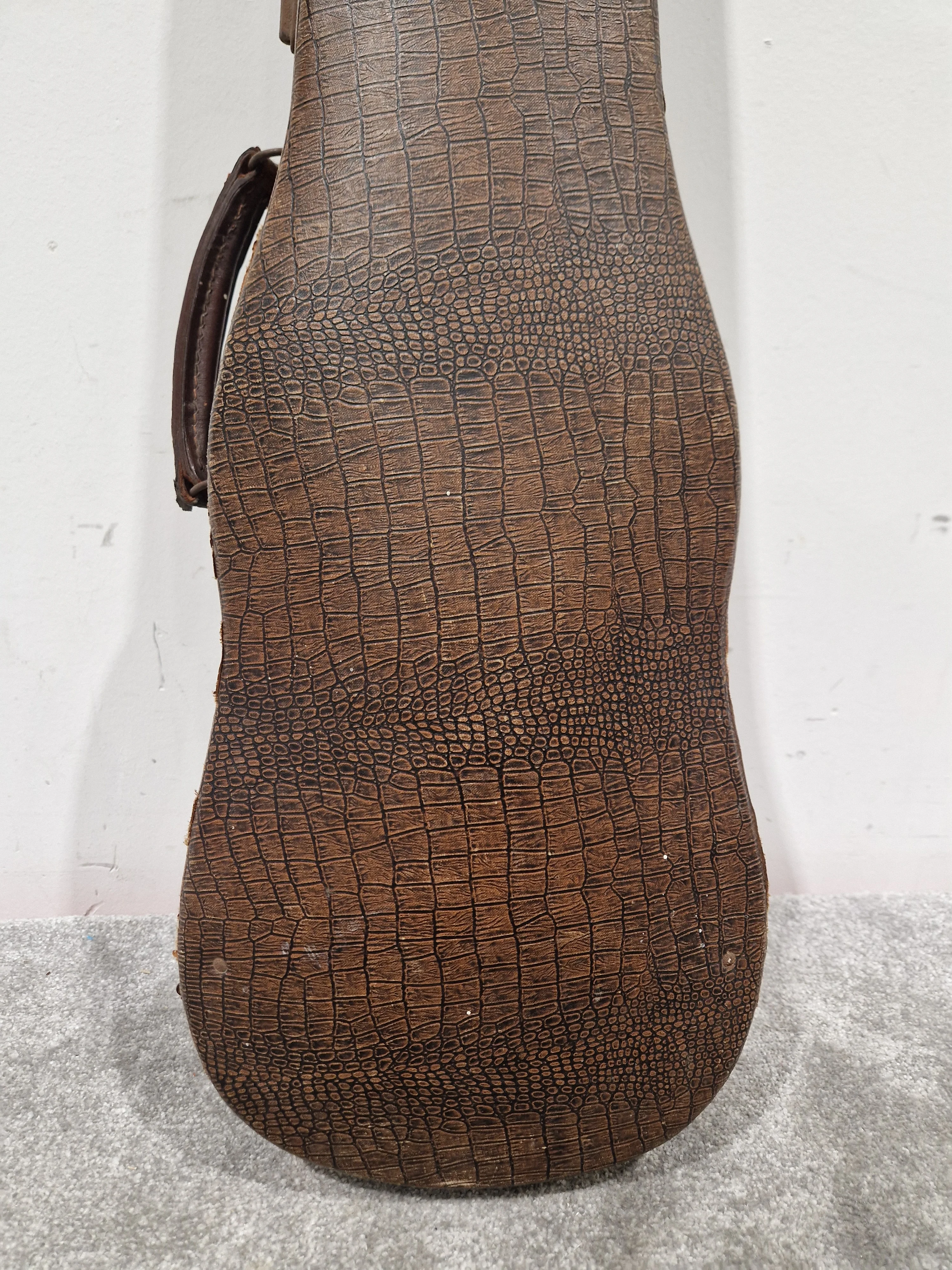 Nicolaus Amatus Copy - Violin - Full Size - Antique Finish - Good w/ Hard Case - Image 17