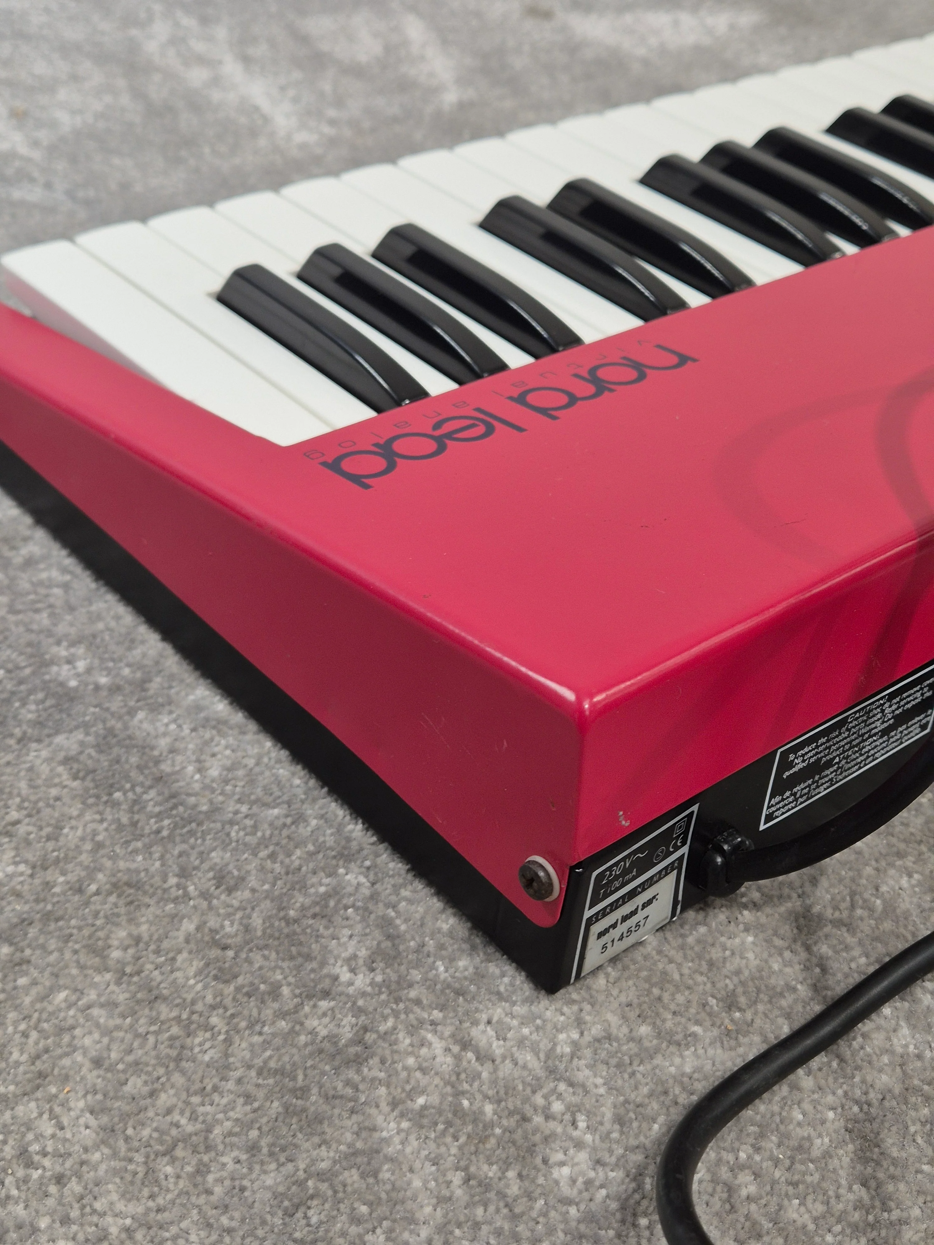 Nord Lead One Virtual Analog Synthesis Keyboard, 12 Voices - Excellent w/ Original Box - Image 12