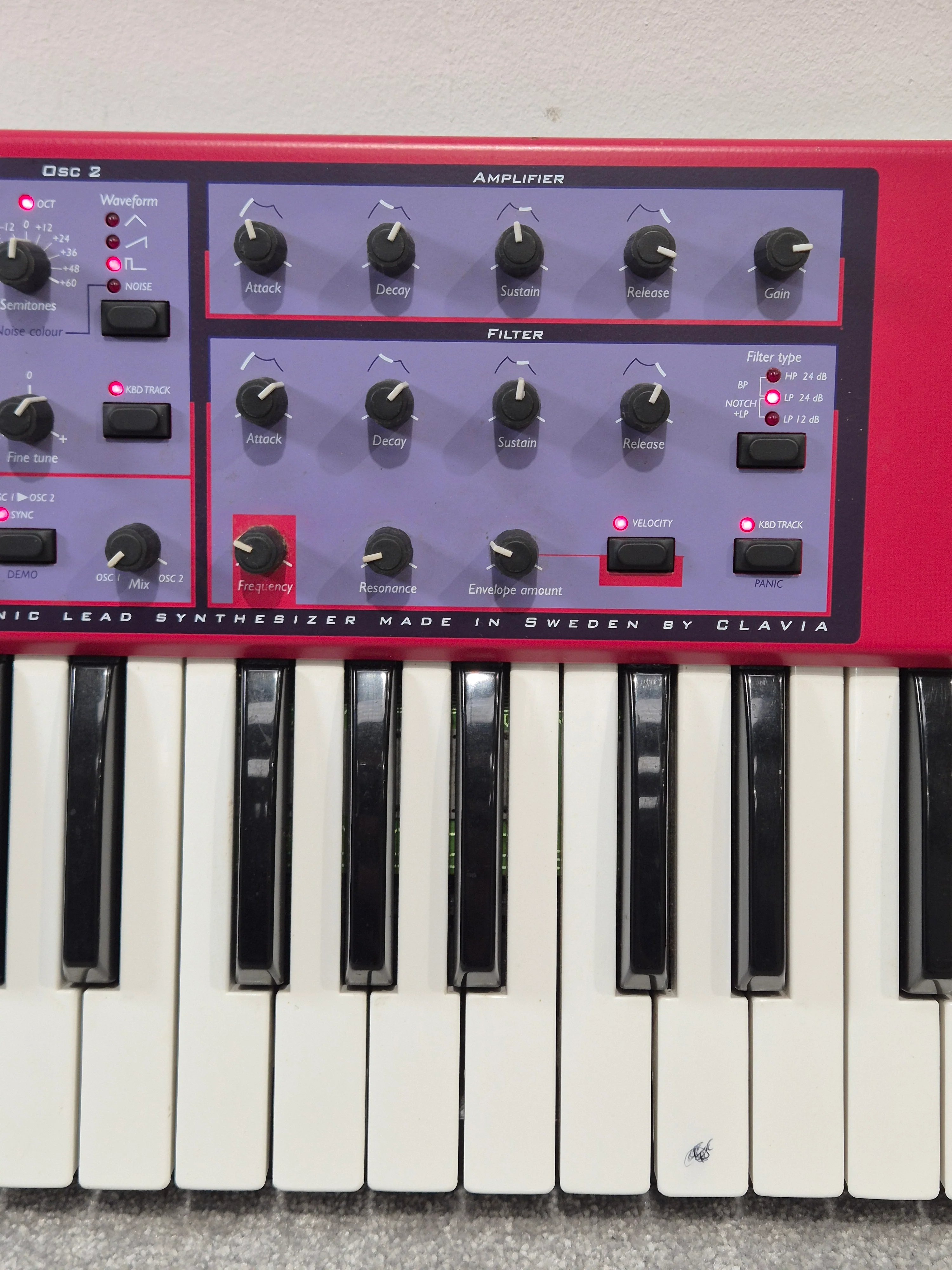 Nord Lead One Virtual Analog Synthesis Keyboard, 12 Voices - Excellent w/ Original Box - Image 4