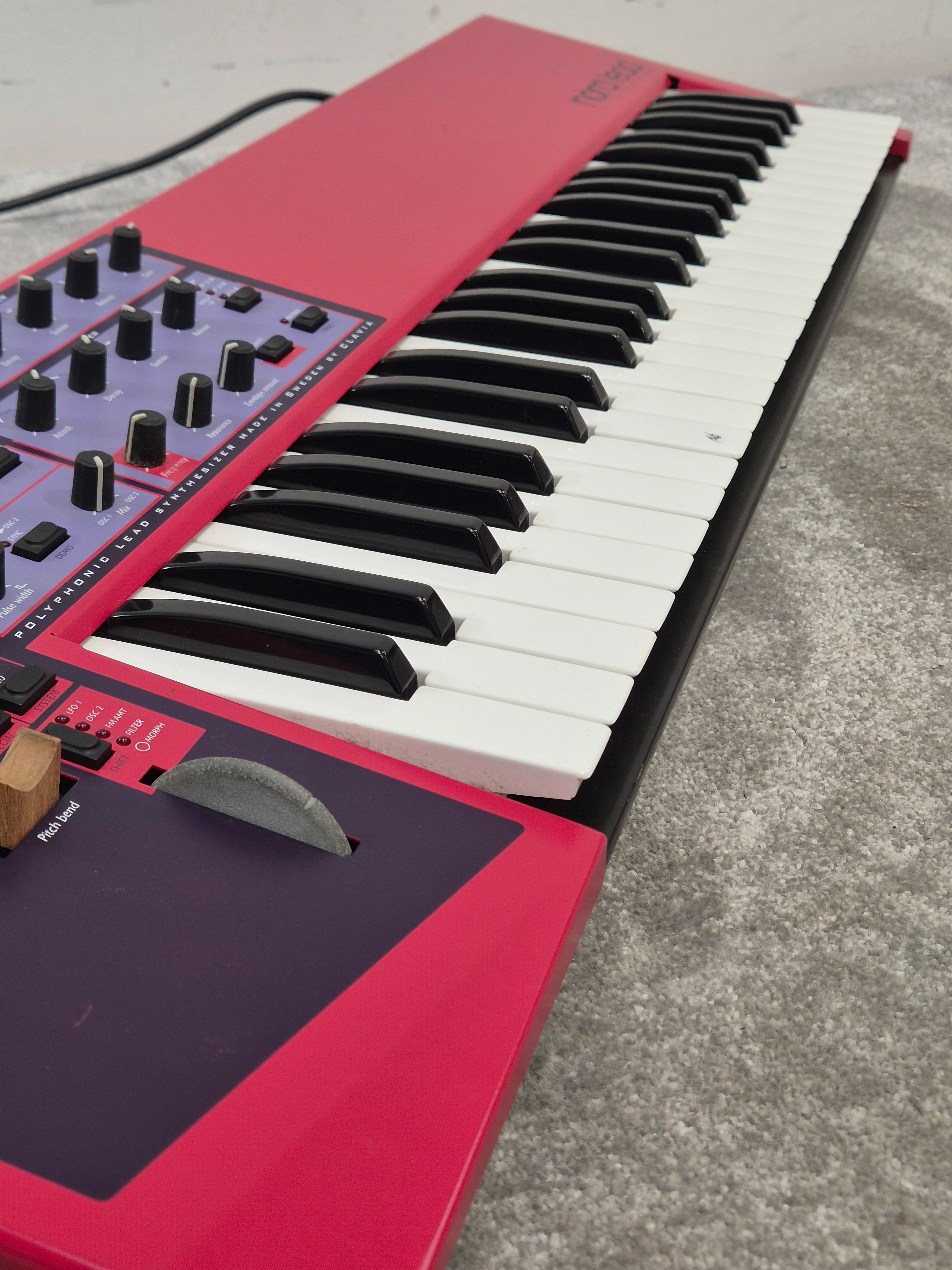 Nord Lead One Virtual Analog Synthesis Keyboard, 12 Voices - Excellent w/ Original Box - Image 7