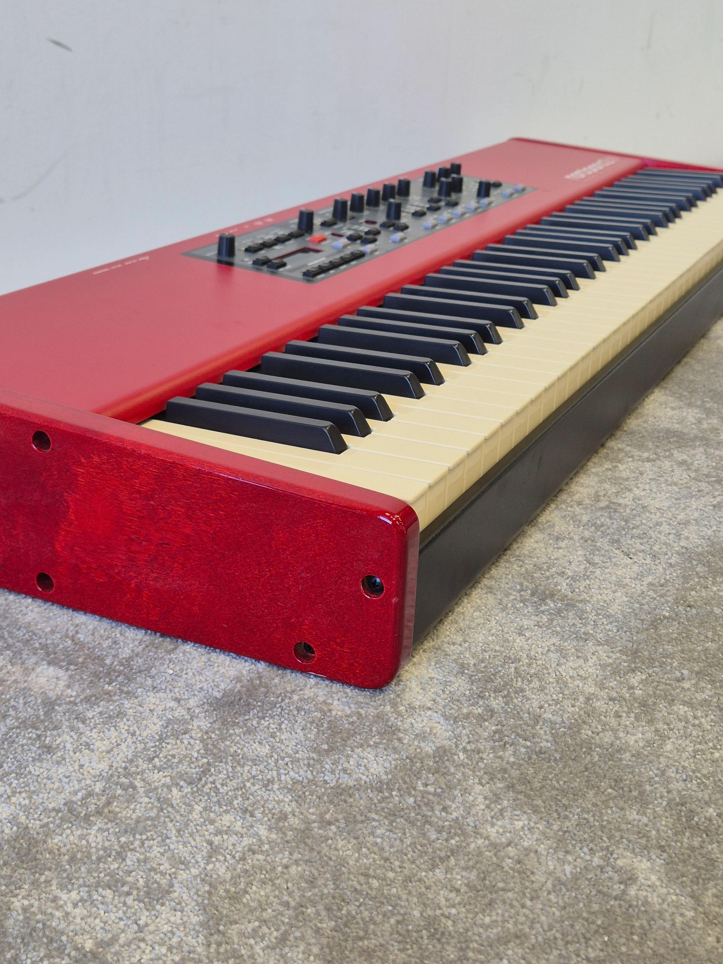 Nord Piano 2 HP - 73-Key Digital Piano and Synthesizer - Excellent - Image 10