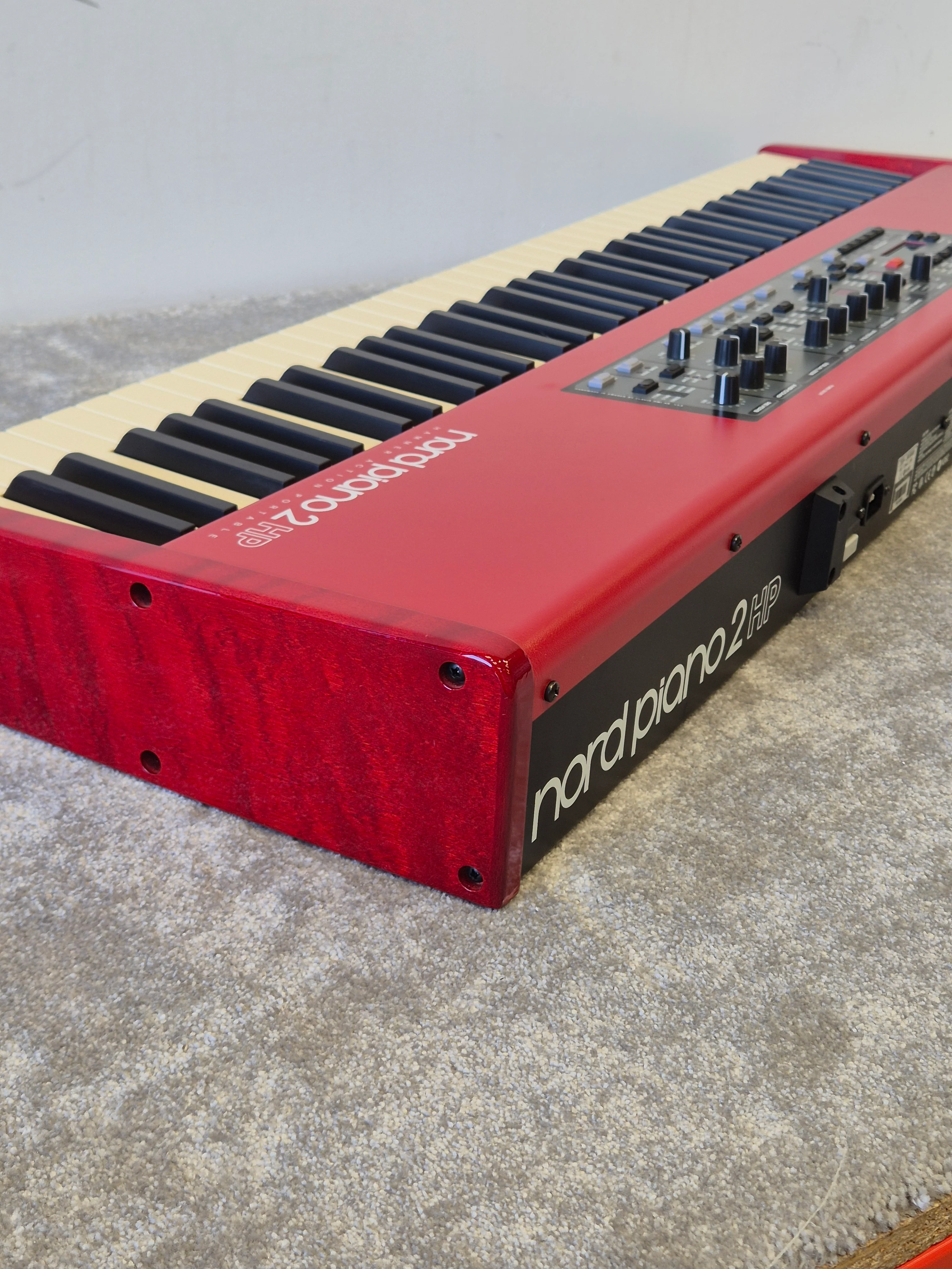 Nord Piano 2 HP - 73-Key Digital Piano and Synthesizer - Excellent - Image 12