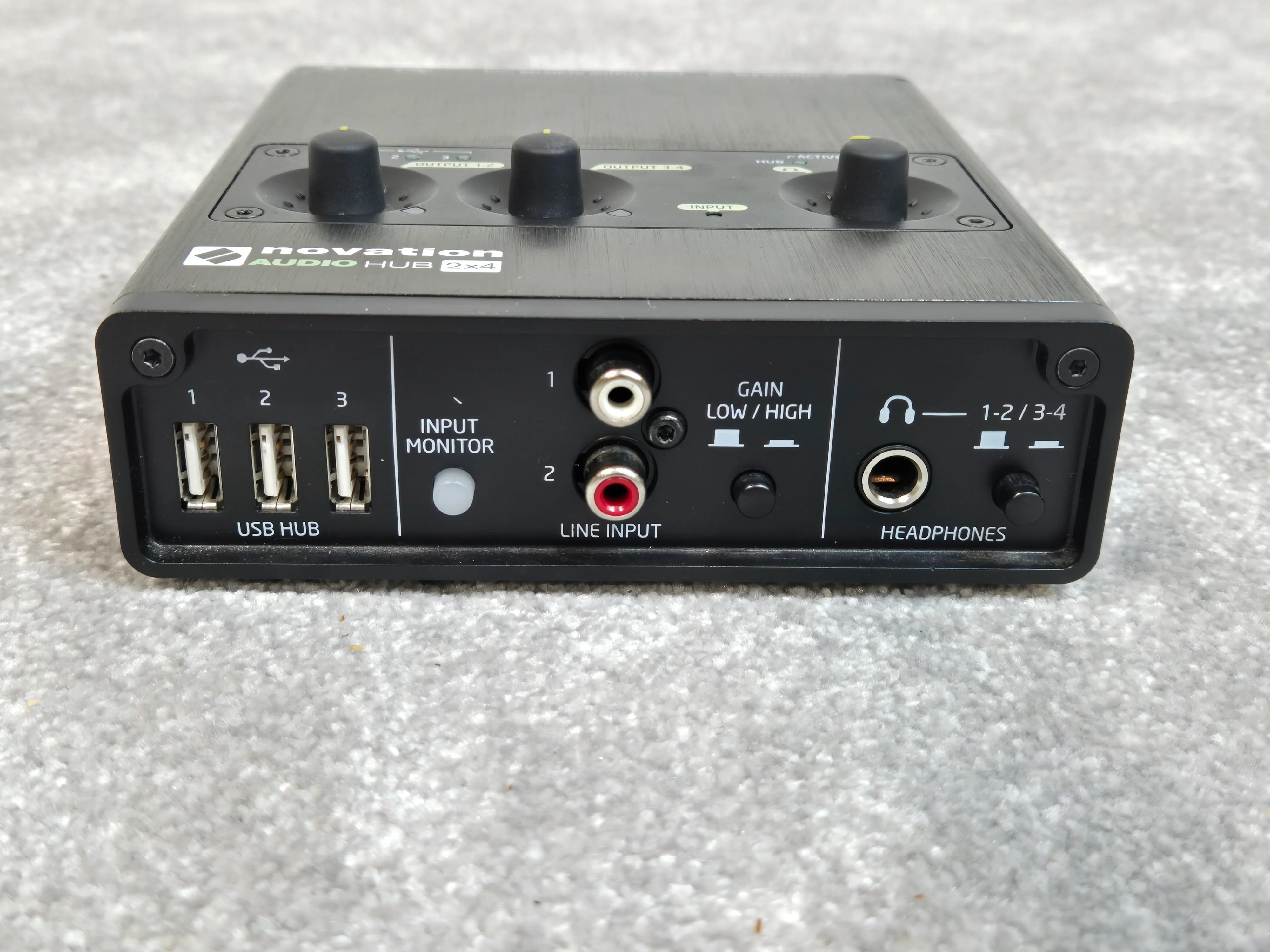 Novation Audio Hub 2x4 - Audio Interface - Image 2