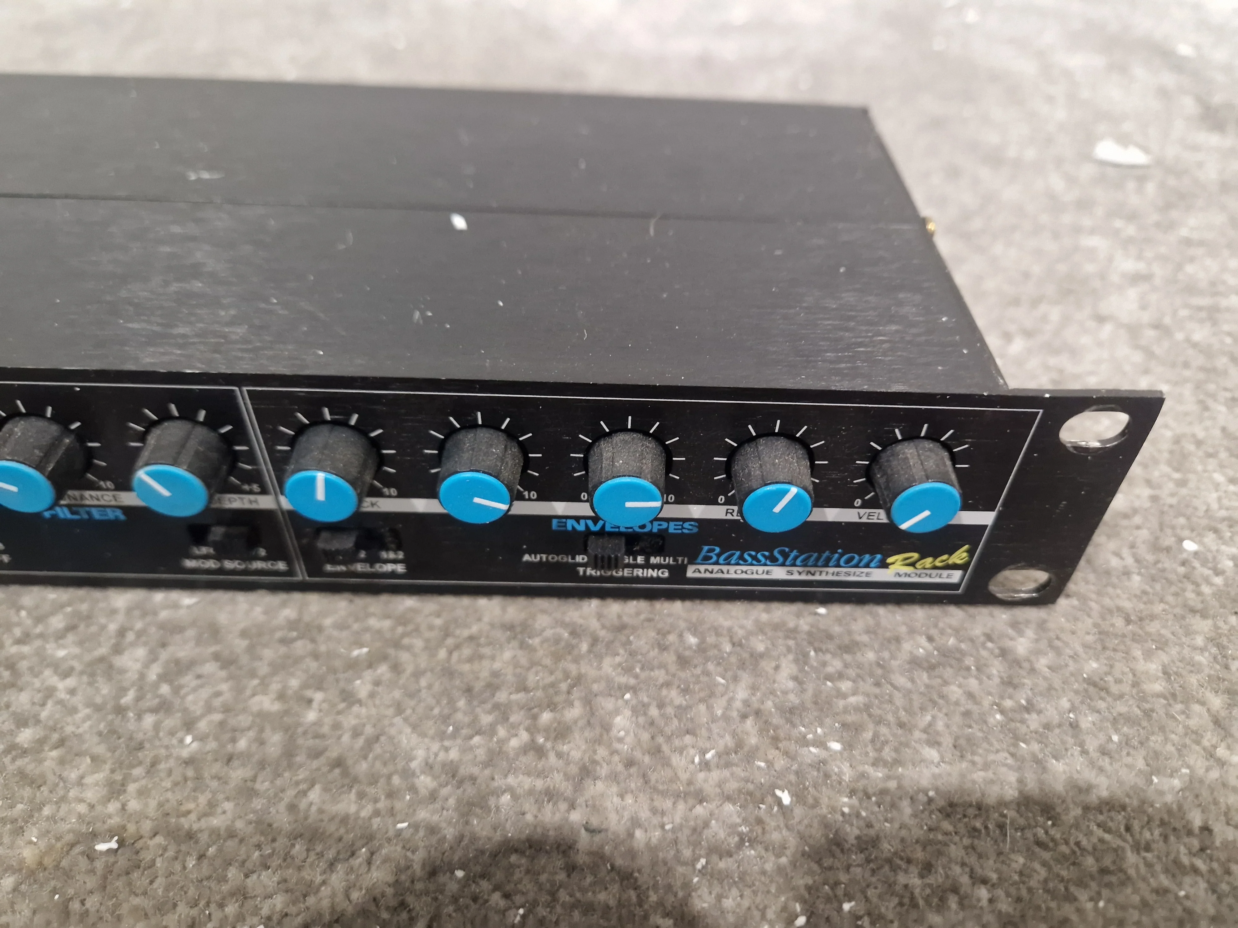Novation Bass Station Rack - Analog Synthesizer, MIDI Control - Very Good w/ Original Box & Power Supply & Manuals - Image 2
