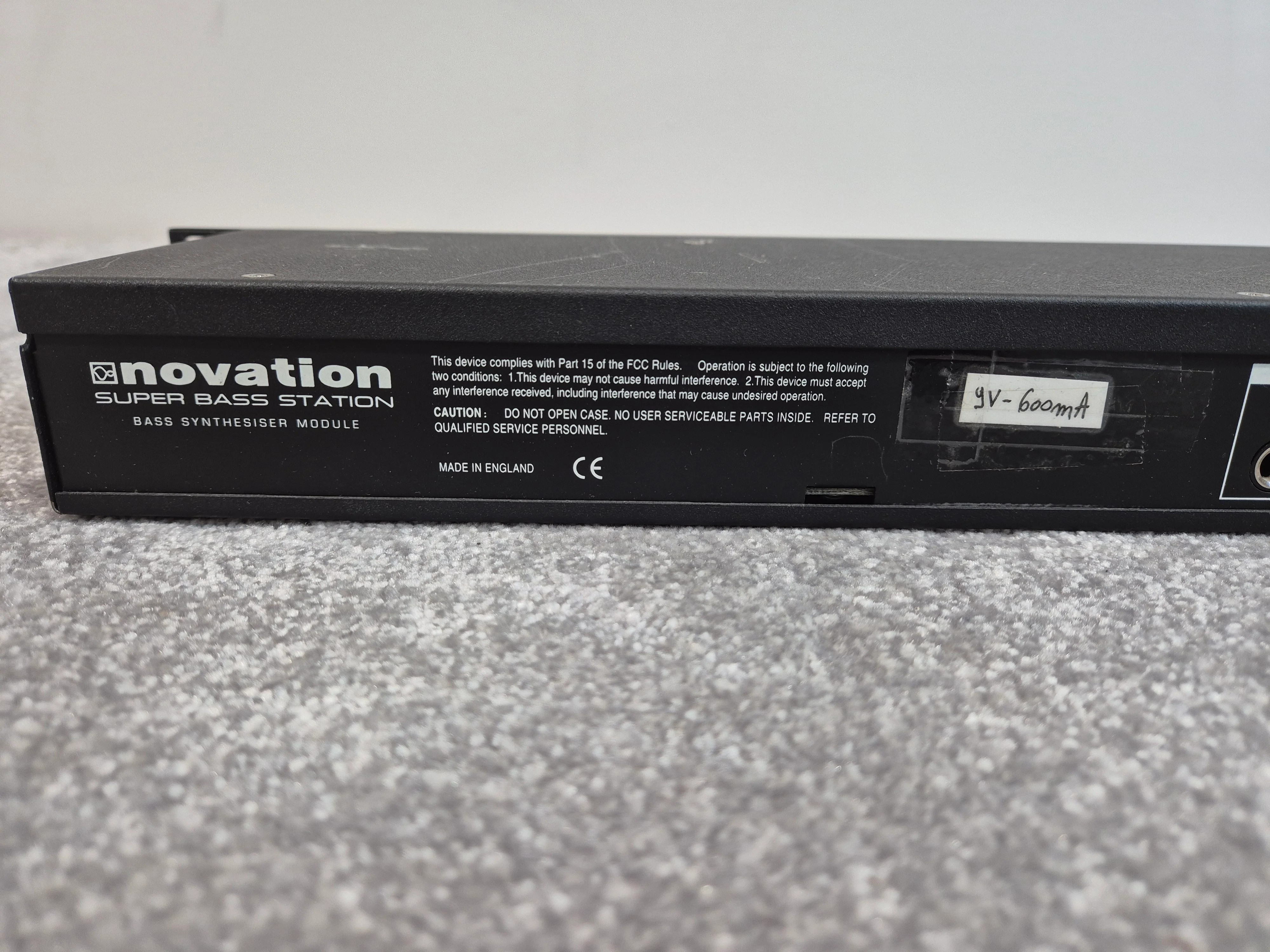 Novation Super Bass Station - Rackmount Synthesizer - Faulty Left Channel - Image 8