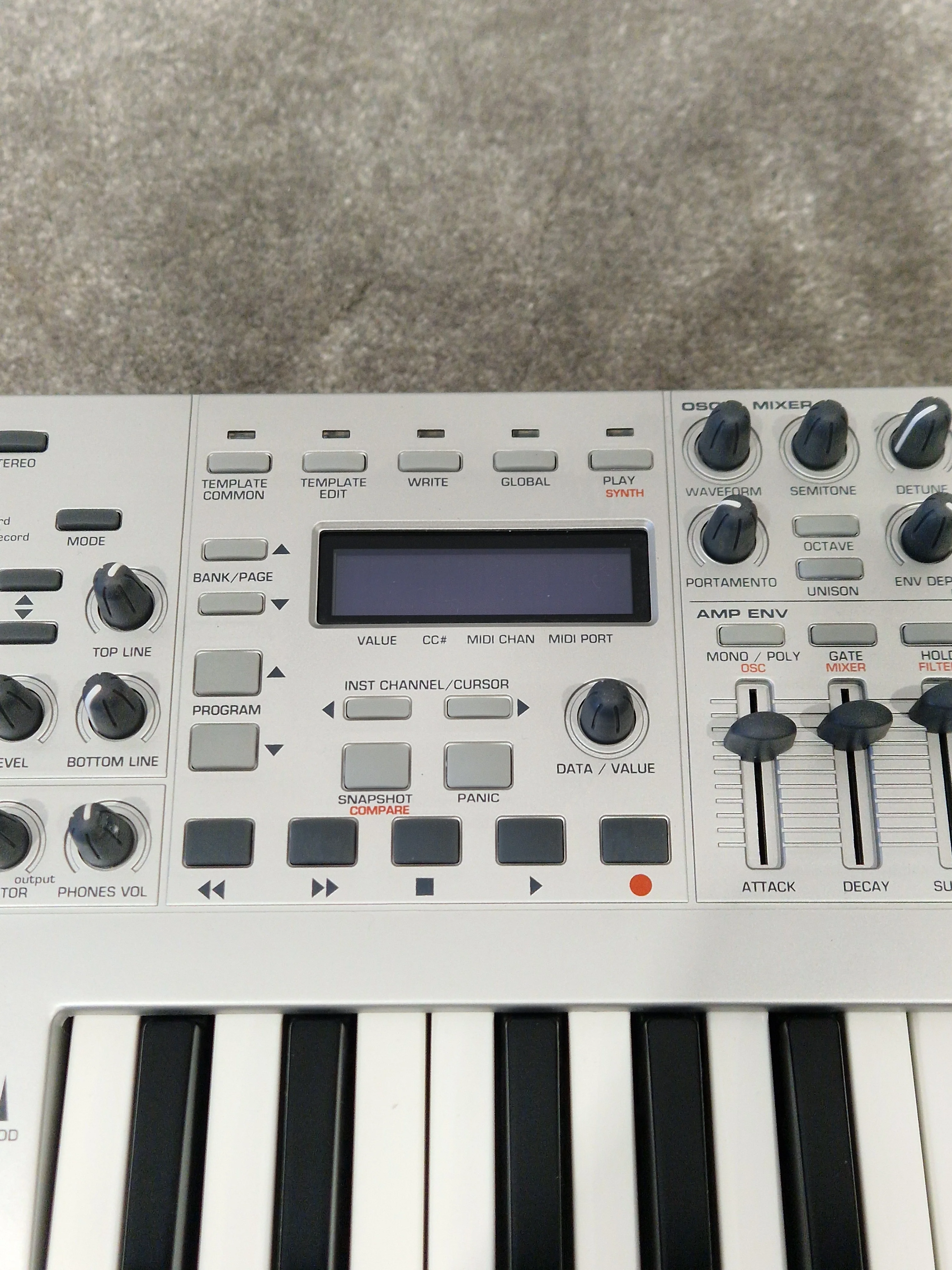 Novation X-station 25 Synthesizer - Analog Modeling Synth - Excellent w/ Power Supply - Image 10