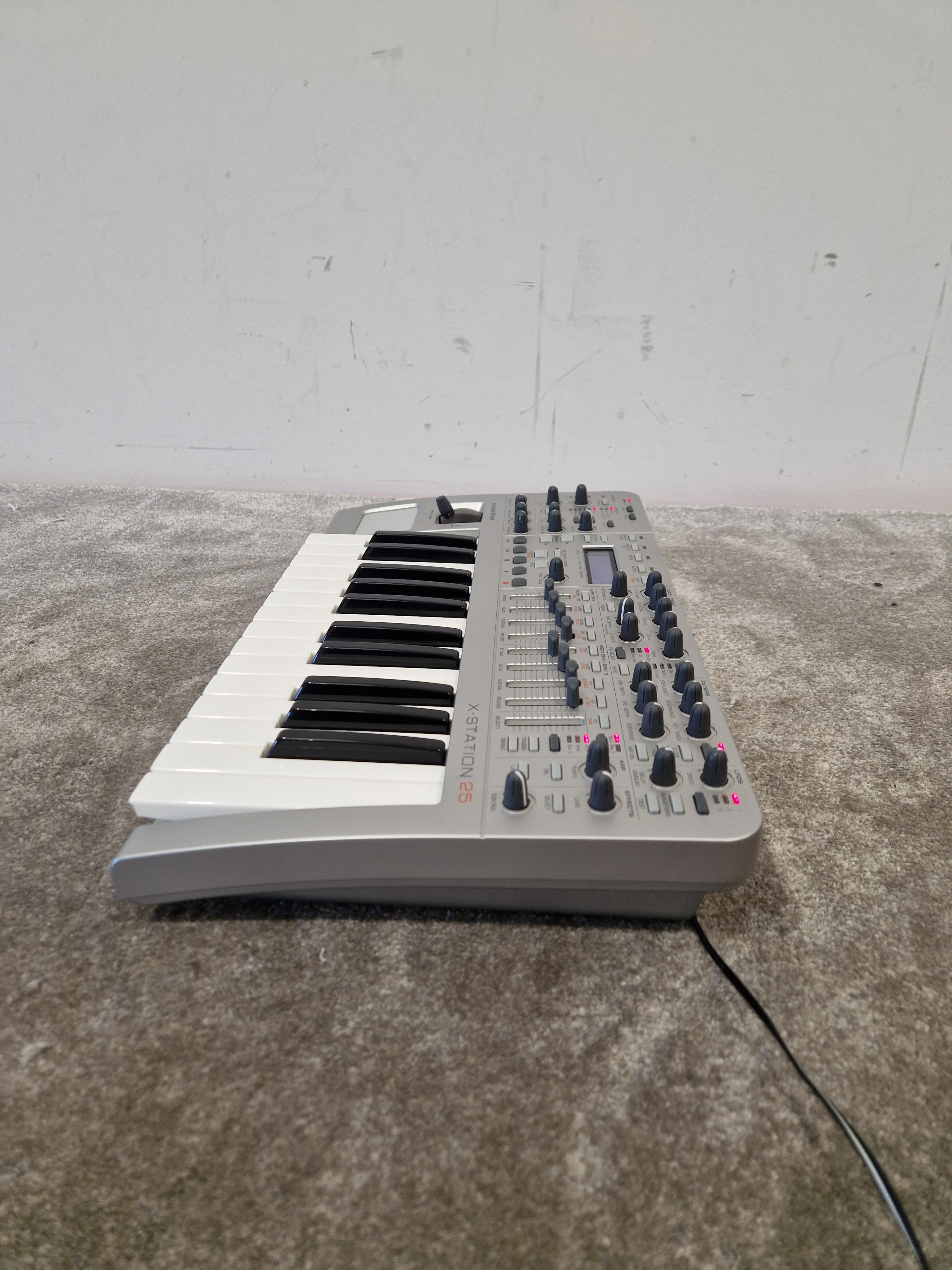 Novation X-station 25 Synthesizer - Analog Modeling Synth - Excellent w/ Power Supply - Image 7