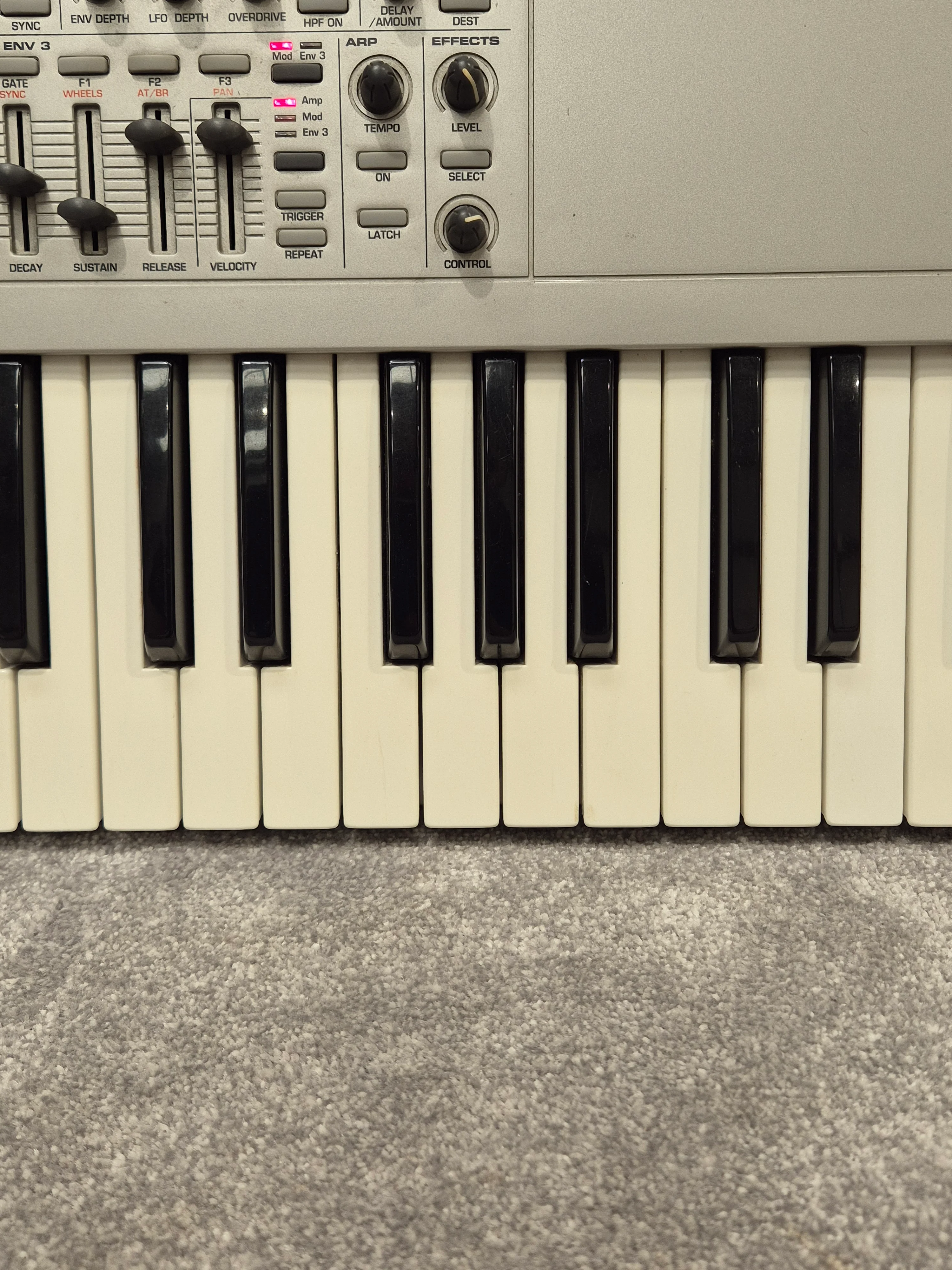Novation X-Station 61 – Virtual Analog Synthesizer – Good w/ Soft Bag - Image 9