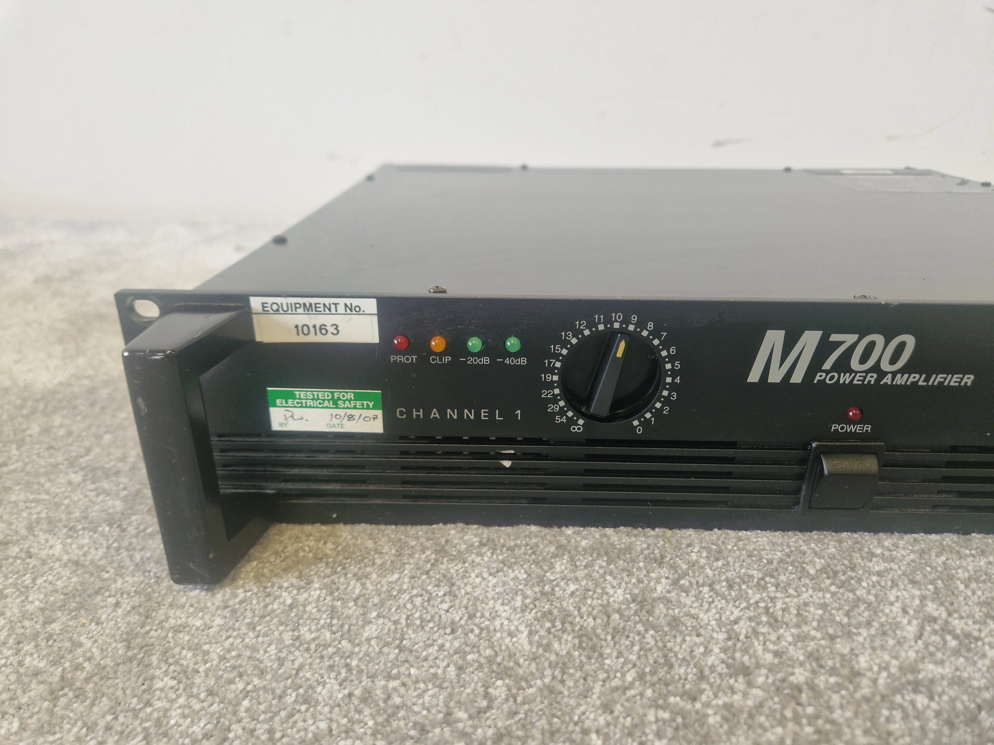 InterM M-700 Dual Channel Power Amplifier – 220W/Channel - Very Good - Image 2