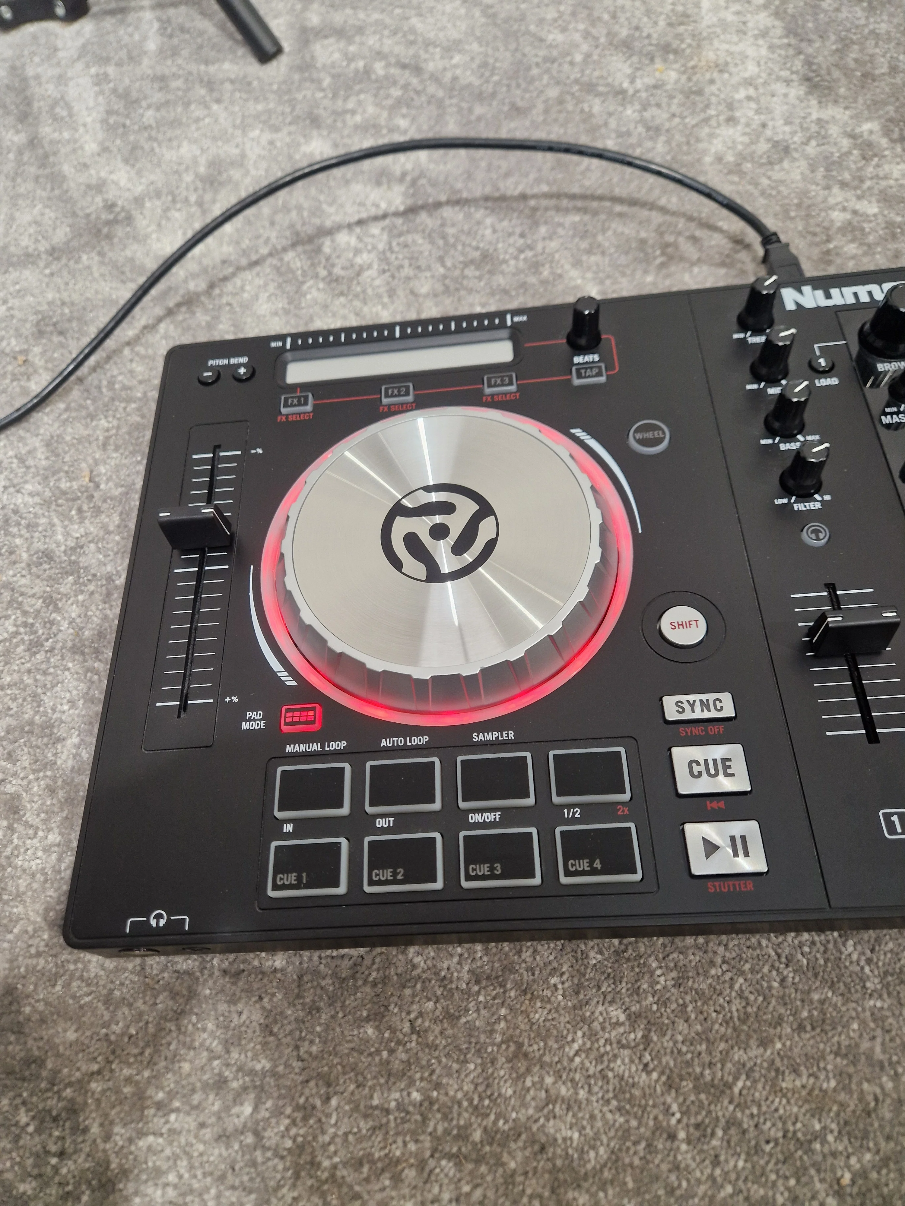 Numark Mixtrack Pro 3 ALL-IN-ONE Controller - DJ Performance Controller - Excellent w/ Hard Case - Image 15