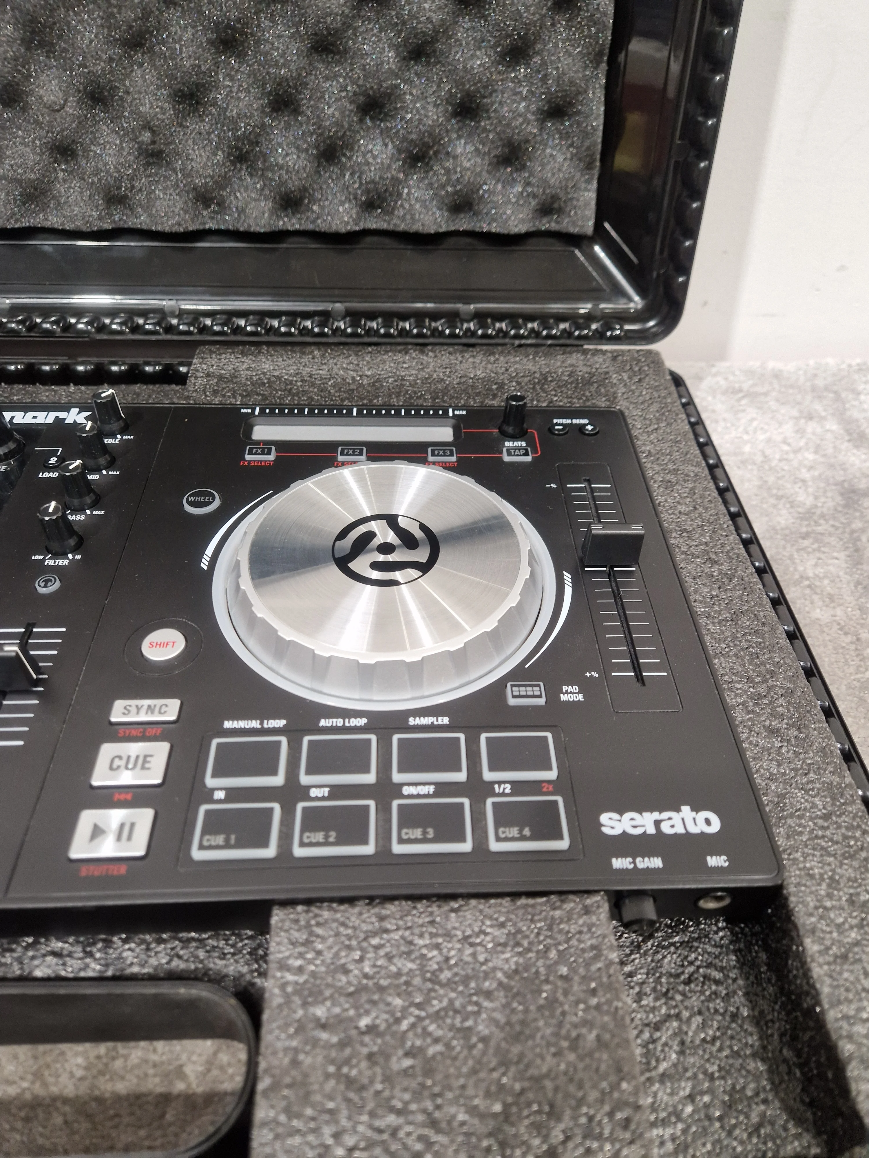 Numark Mixtrack Pro 3 ALL-IN-ONE Controller - DJ Performance Controller - Excellent w/ Hard Case - Image 9