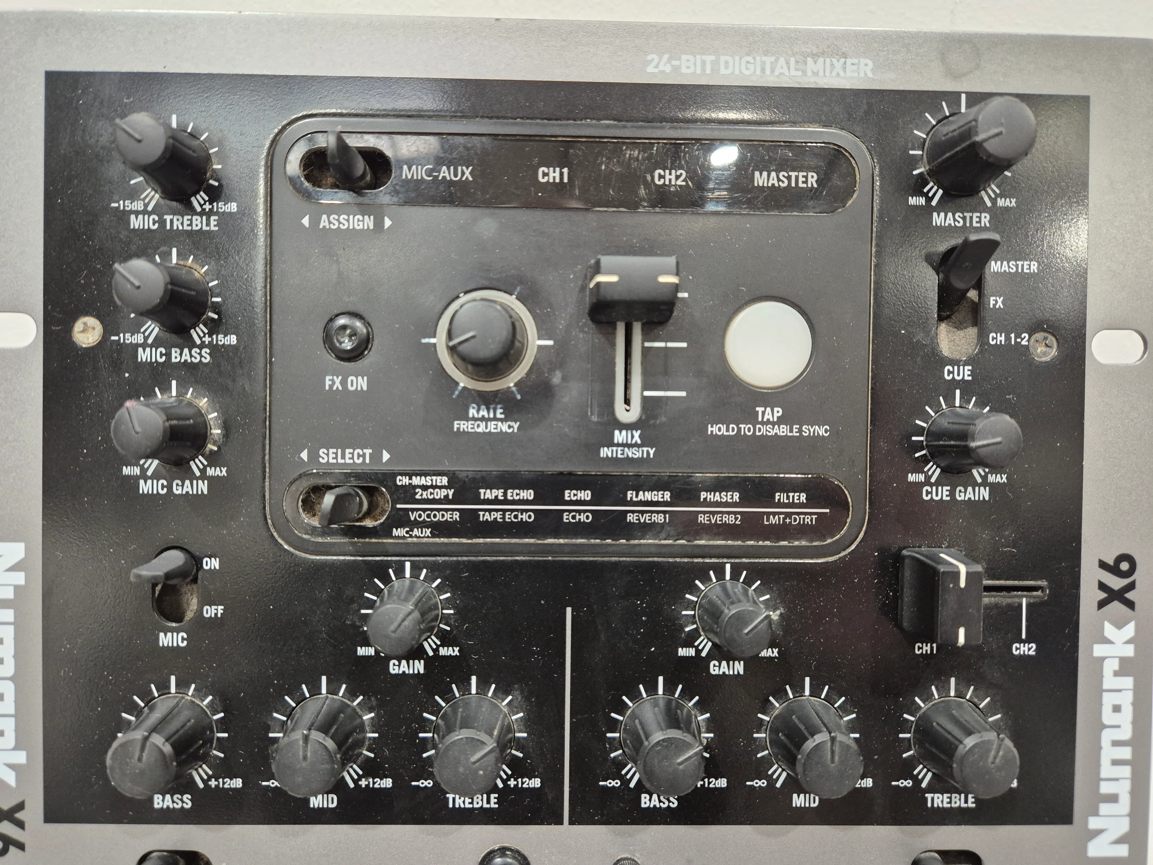 Numark X6 DJ Controller - 4-Channel, Touch-Sensitive Jog Wheels - Very Good w/ Power Supply - Image 2