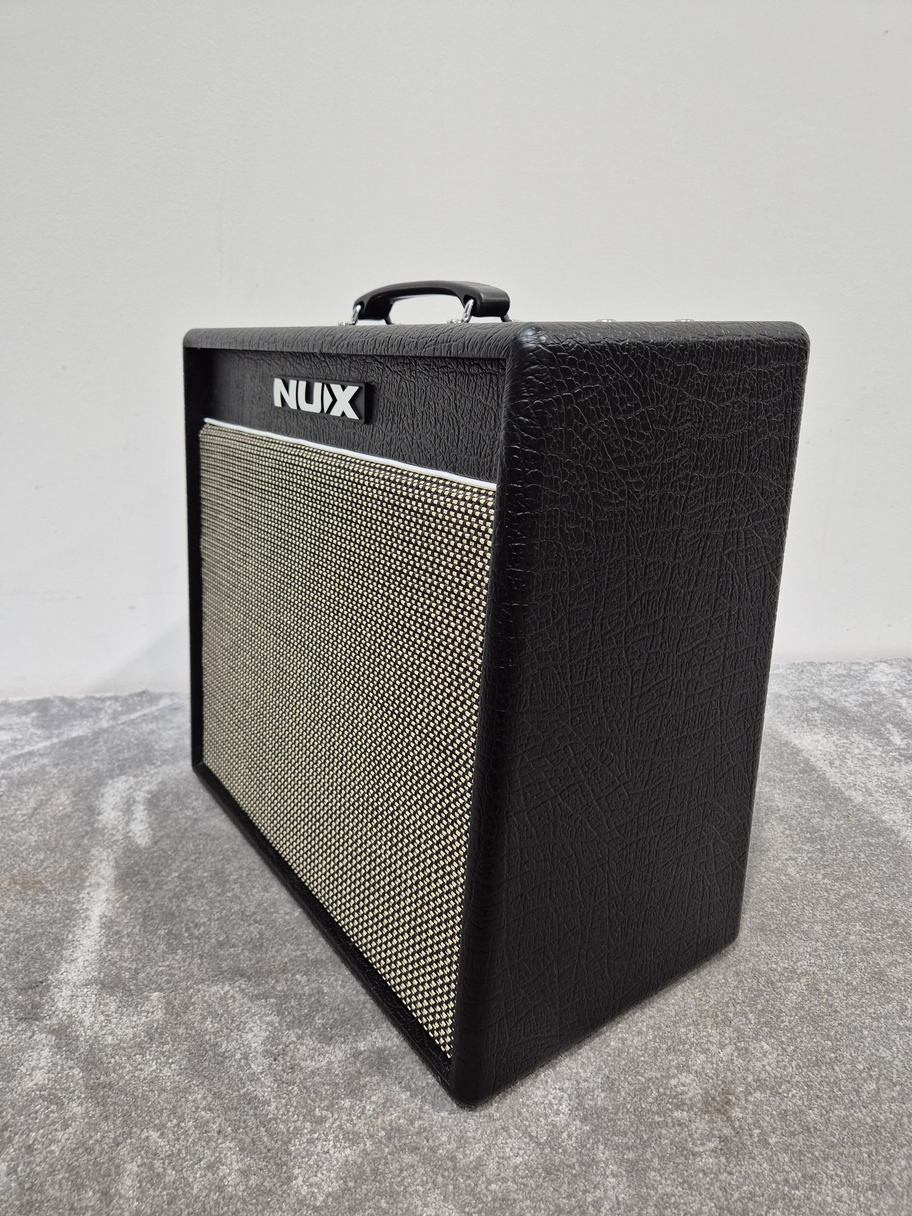 NUX Mighty 60 MkII - Versatile Modeling Amplifier w/ Original Box - Excellent - Image 12