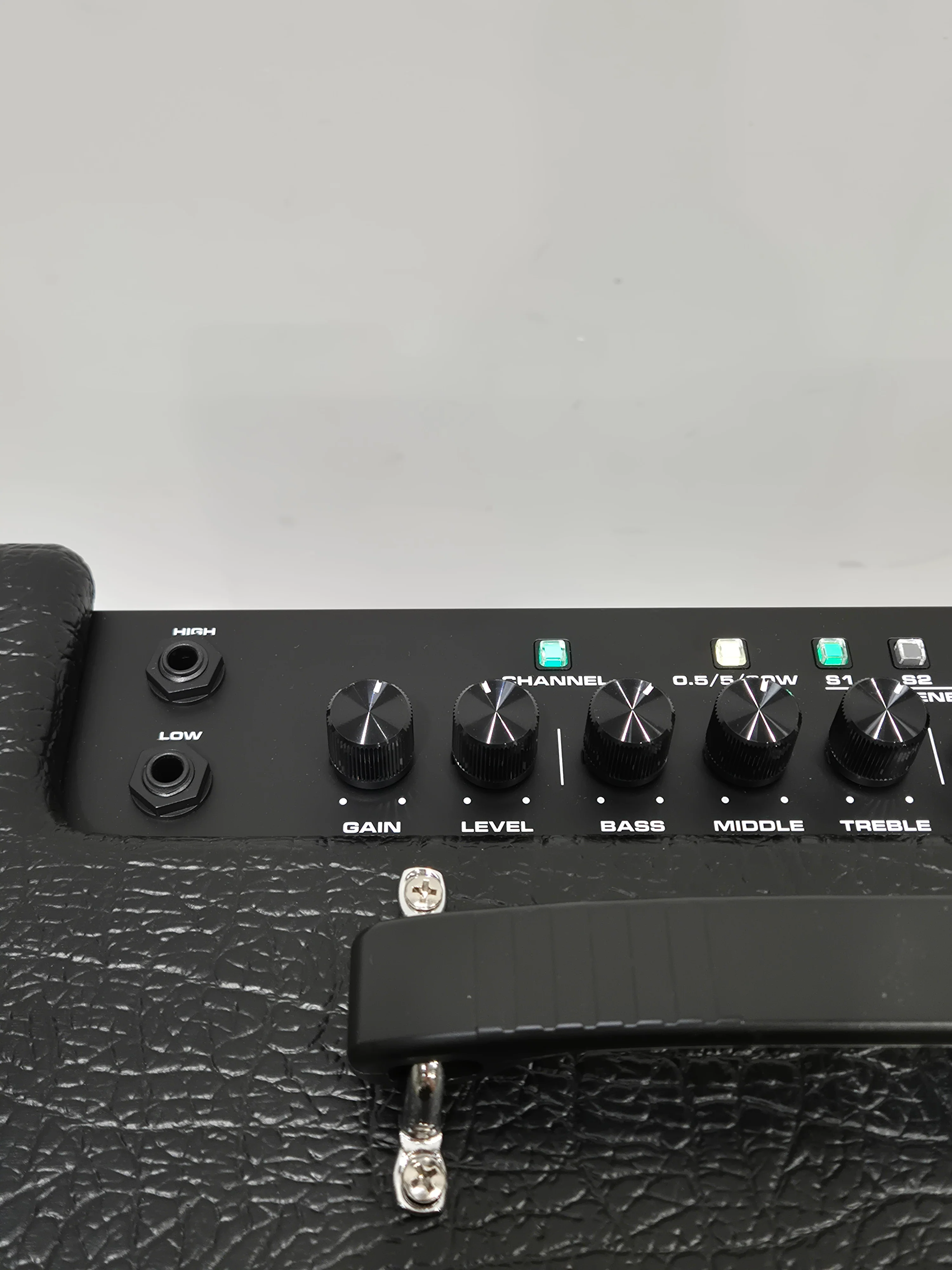 NUX Mighty 60 MkII - Versatile Modeling Amplifier w/ Original Box - Excellent - Image 3