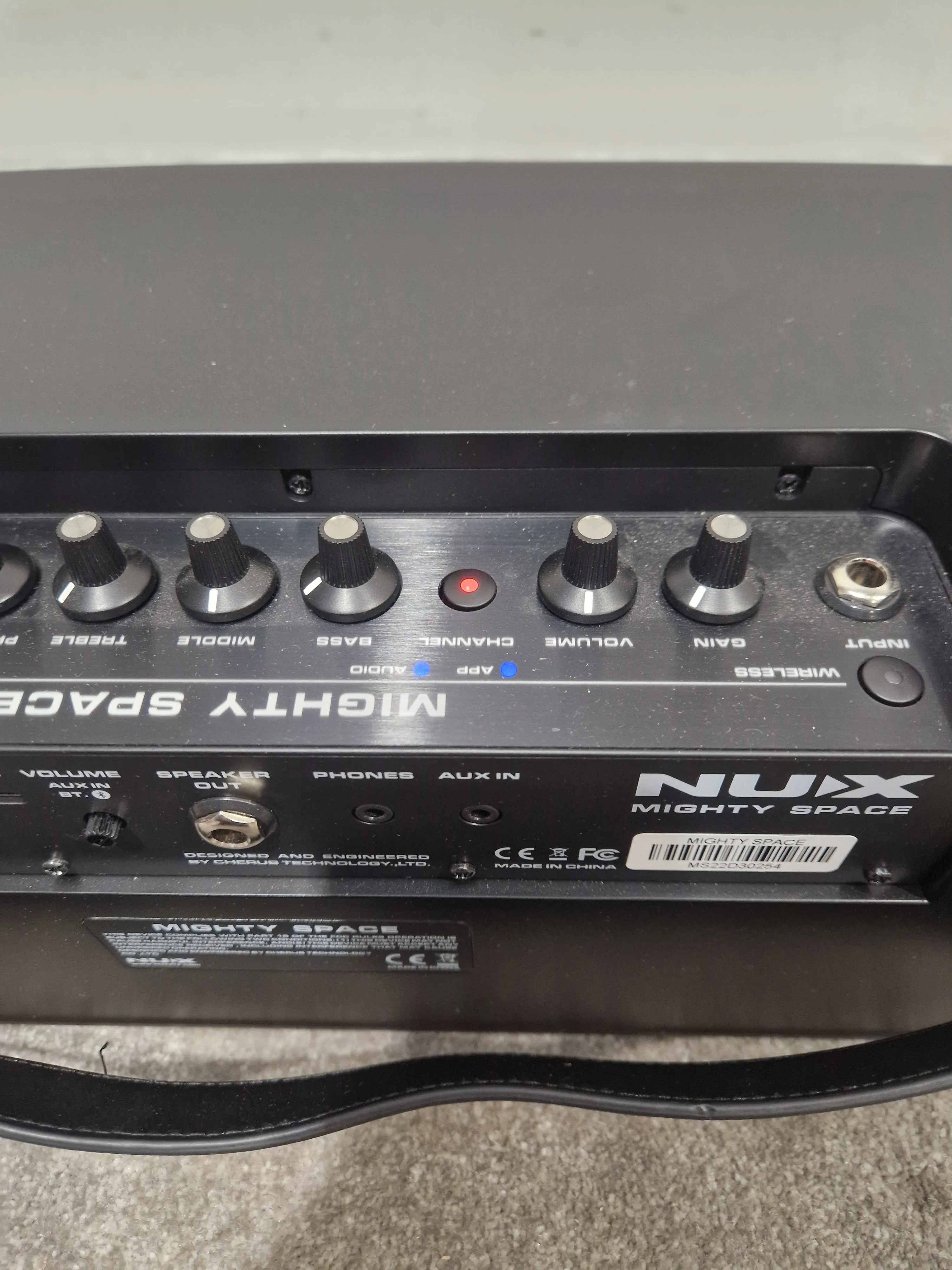 NUX Mighty Space Practice Guitar Amp - Portable Bluetooth Capability - Excellent w/ Original Box & Power Supply - Image 3