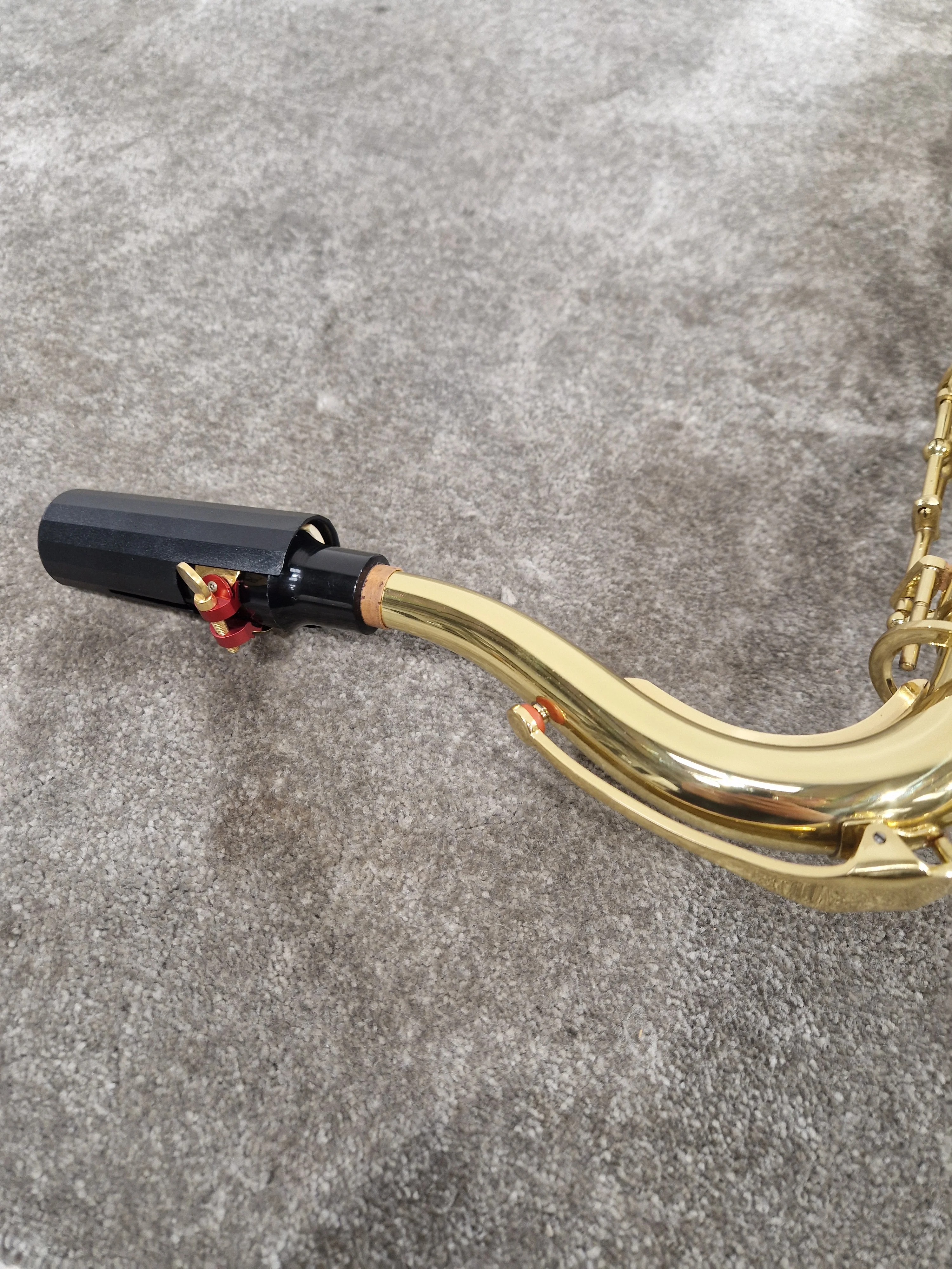 Odyssey OTS800 Premiere – Bb Tenor Saxophone – Excellent - Image 10