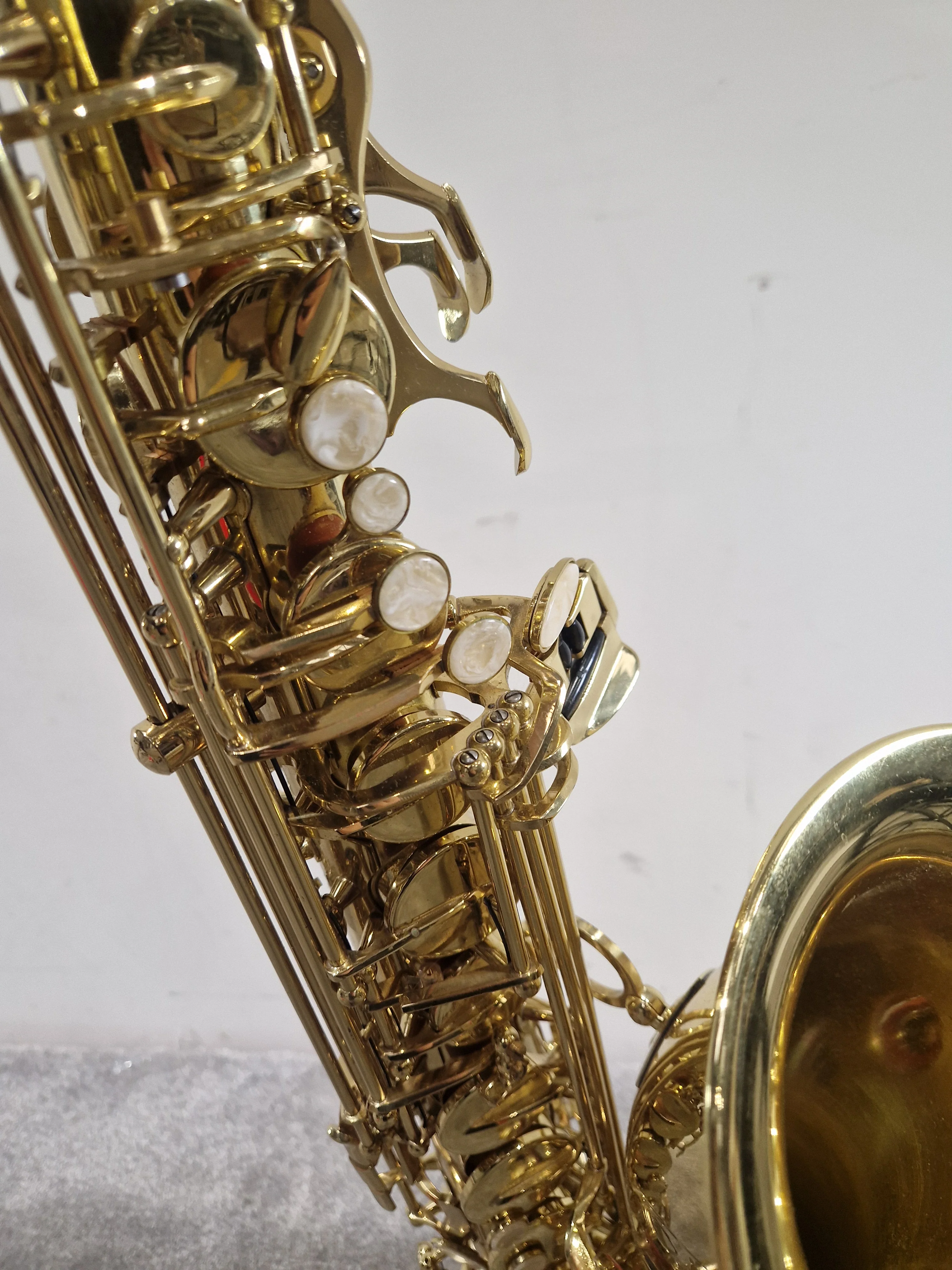 Odyssey OTS800 Premiere – Bb Tenor Saxophone – Excellent - Image 6