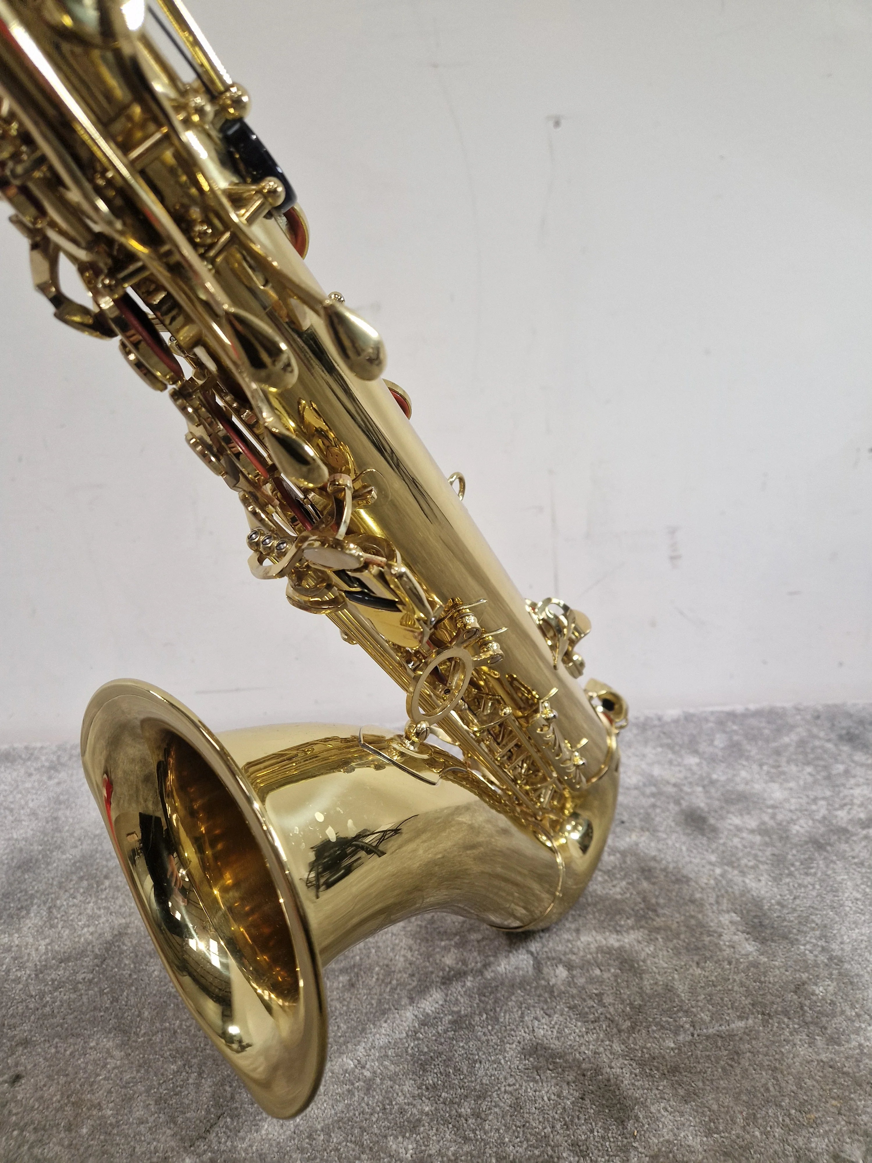 Odyssey OTS800 Premiere – Bb Tenor Saxophone – Excellent - Image 7