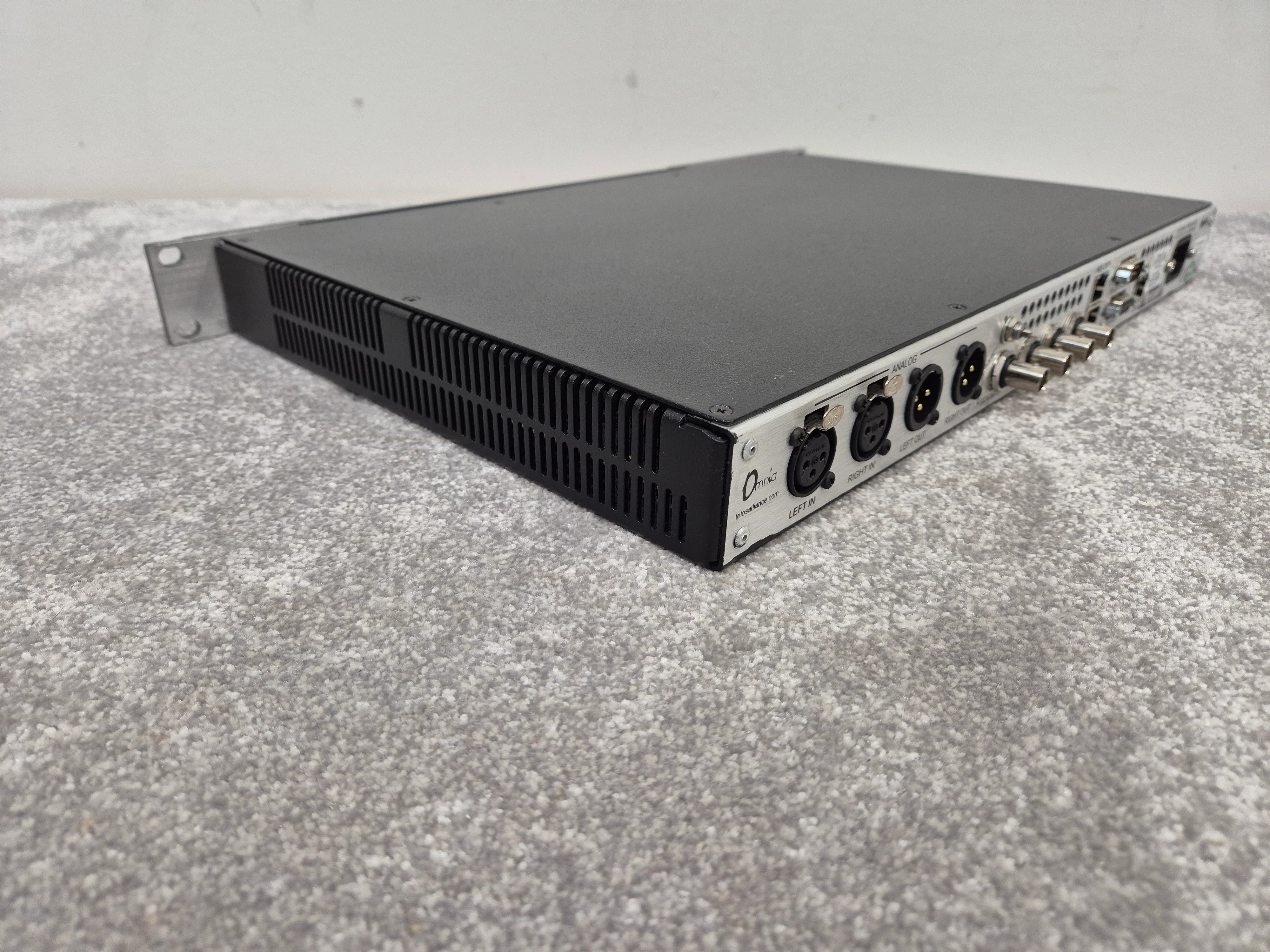 Omnia Volt - Broadcast Audio Processing Unit - Black - Image 10