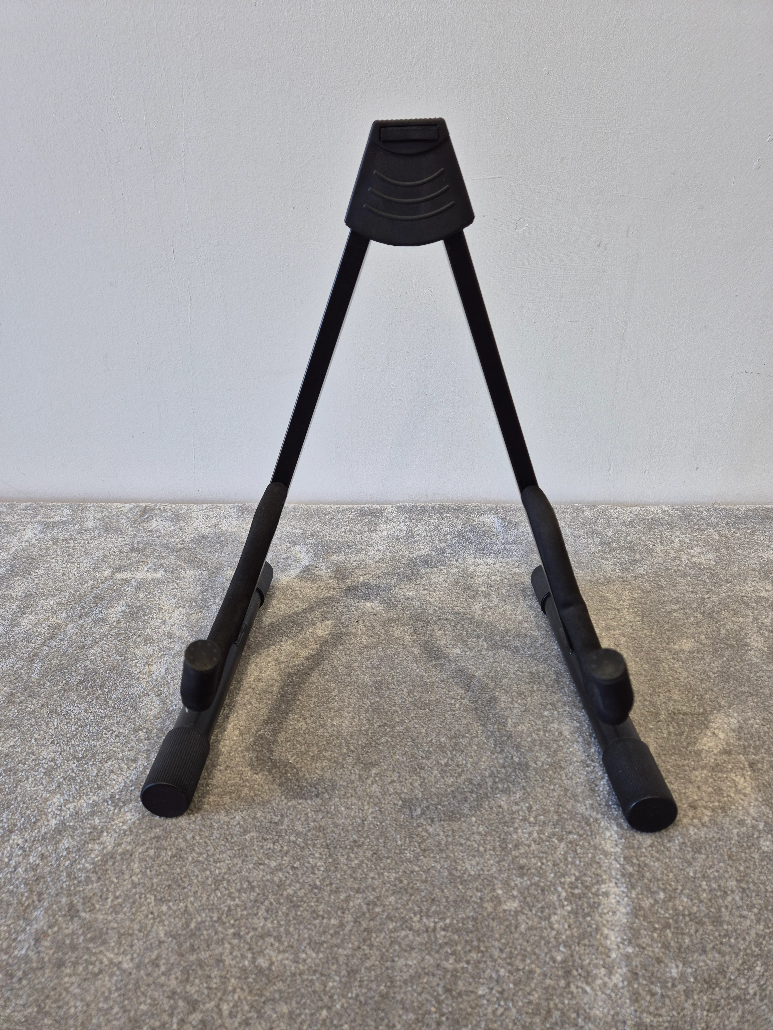 Ordo Universal Guitar Stand - Acoustic, Electric or Bass Guitar Stand - Image 3