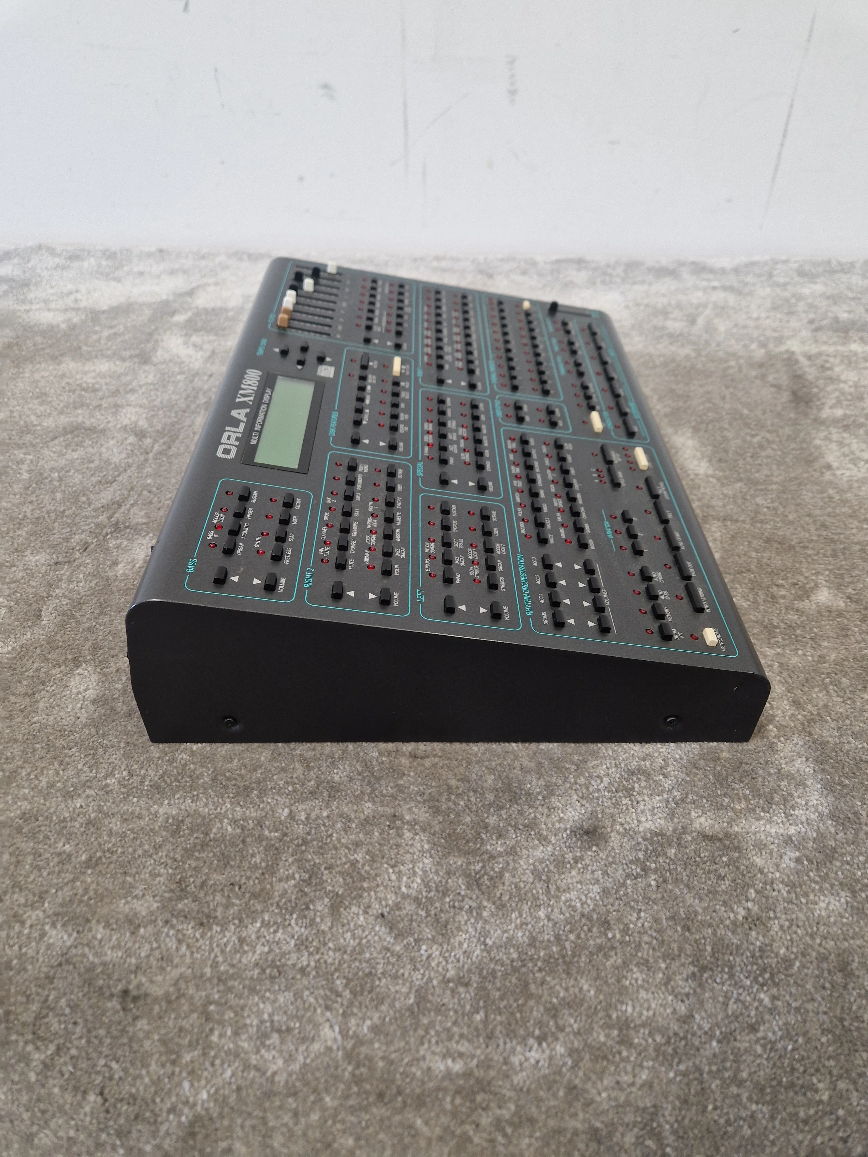 Orla XM800 orchestra module - 800 Sounds, 240 Styles - Excellent w/ Power Supply & Soft Case - Image 15