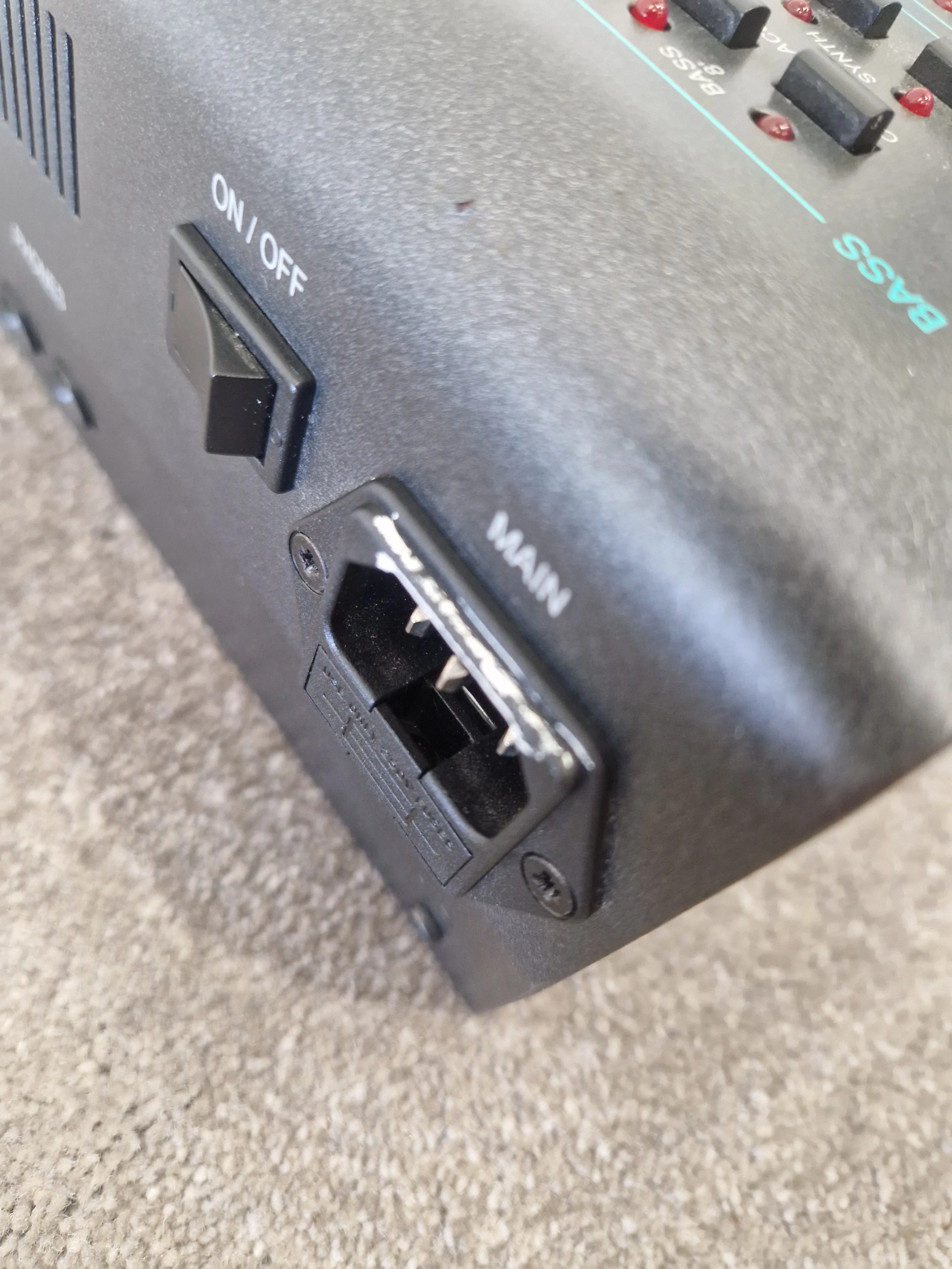 Orla XM800 orchestra module - 800 Sounds, 240 Styles - Excellent w/ Power Supply & Soft Case - Image 6