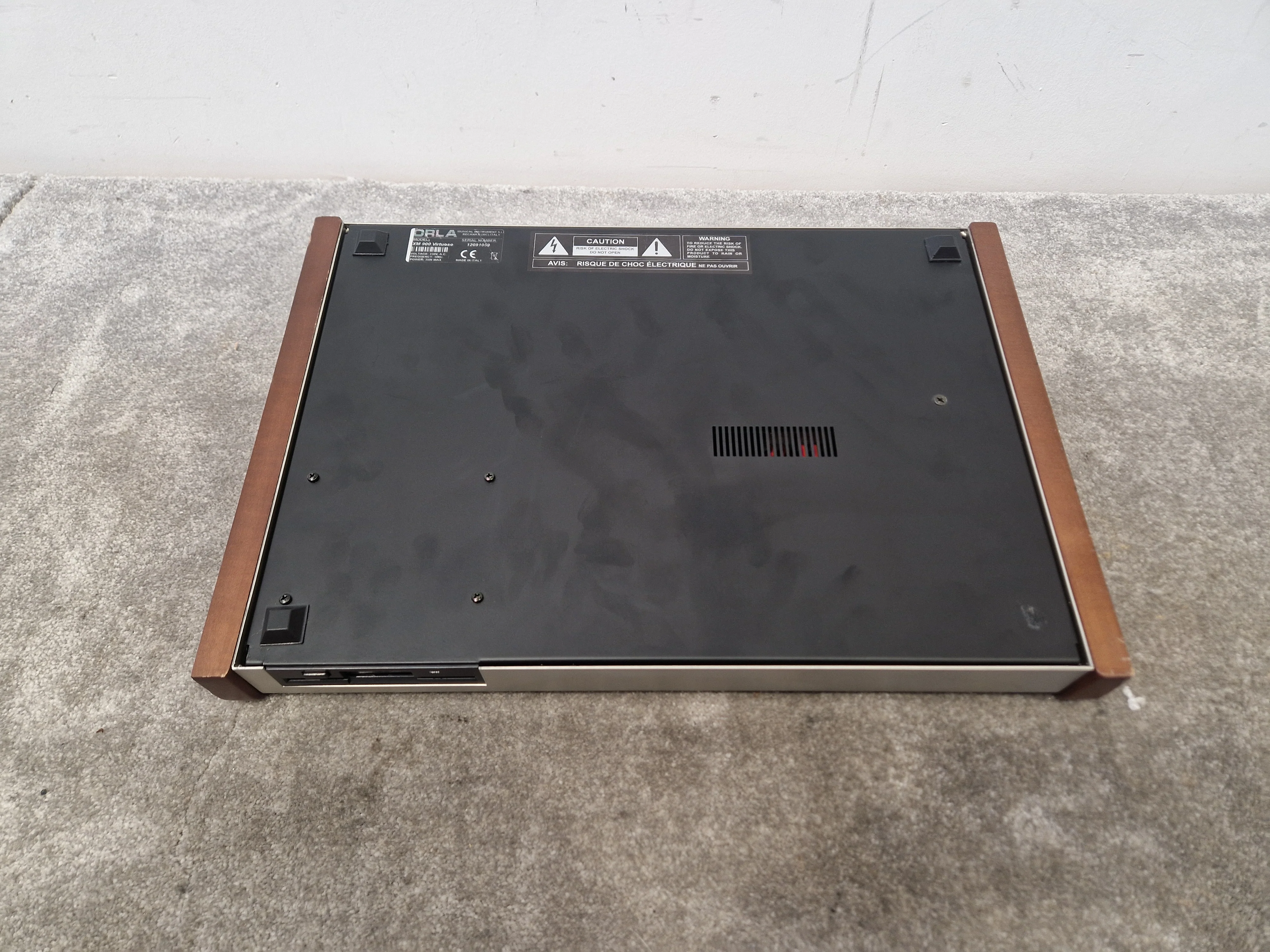Orla XM900 DLX orchestra module - 900 Sounds, 128-Note Polyphony - Spares or Repair w/ Power Supply & Soft Case - Image 13
