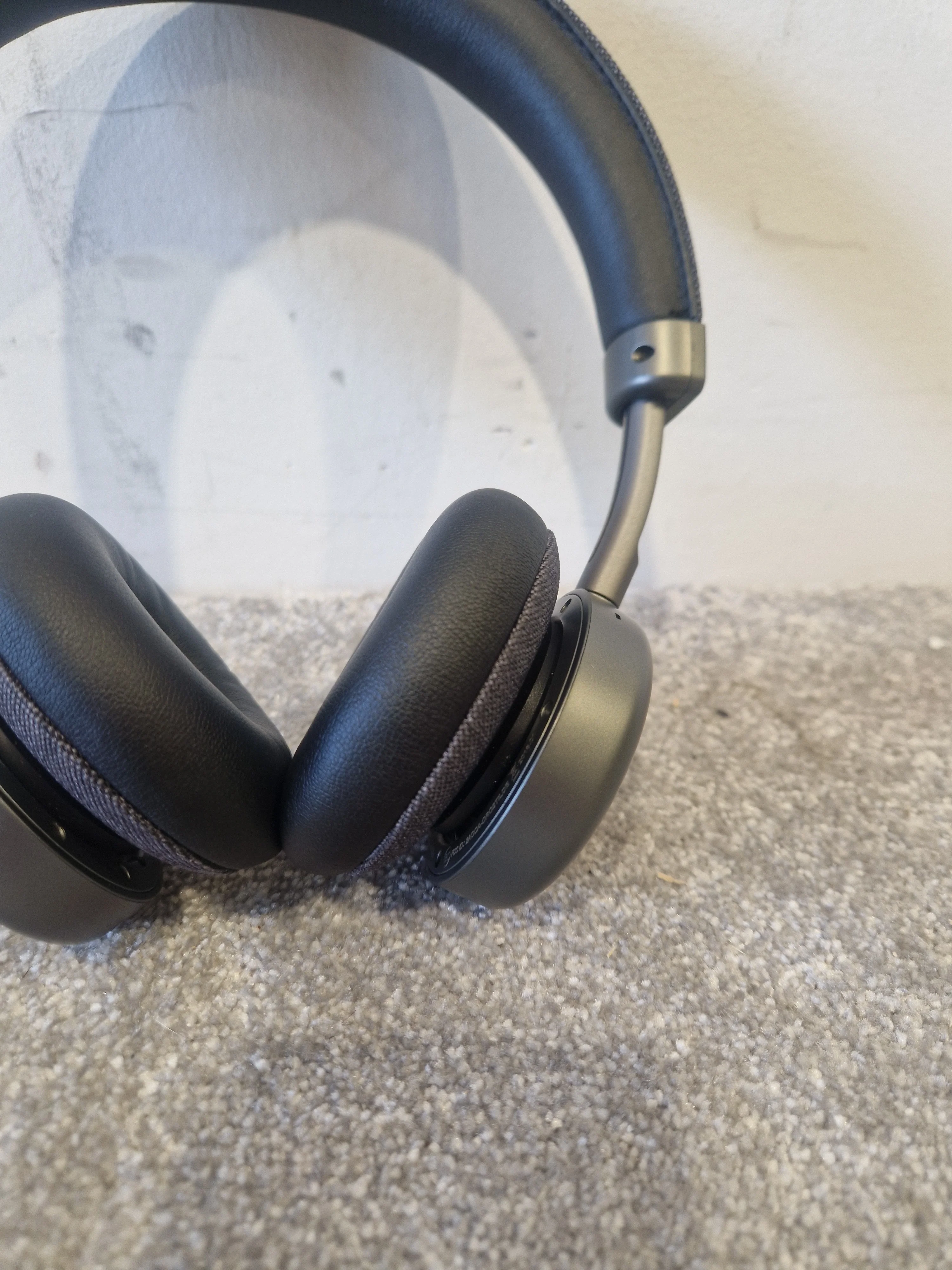 Orosound Tilde Pro - Headphones - Like New w/ Soft Case, Manuals & Cables - Image 3