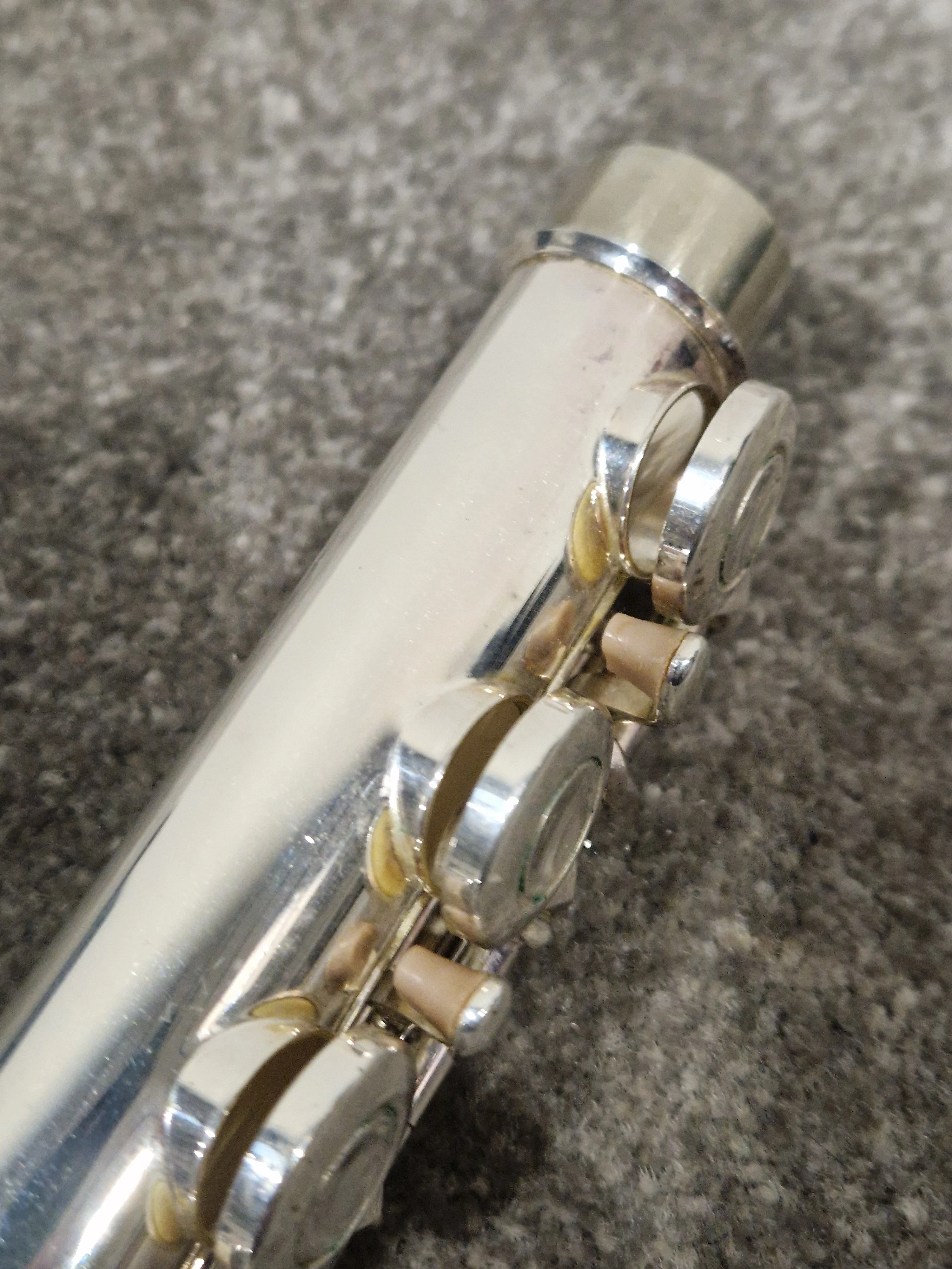 Osborne Engraved Silver Standard Nickel Flute - Elegant Design - Good w/ Hard Case - Image 19