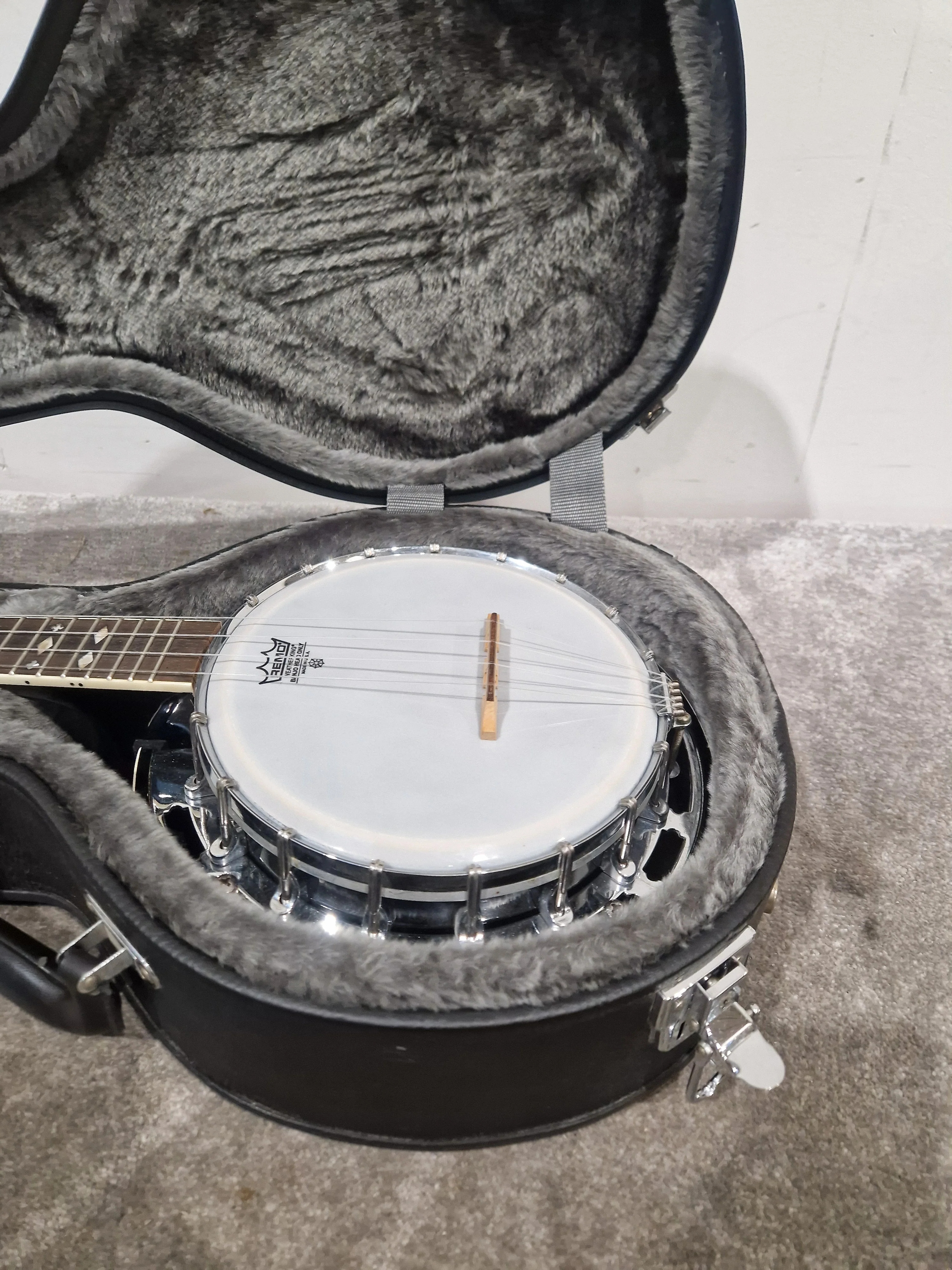 Ozark Ukulele Banjo - Unique Acoustic Blend - Excellent w/ Hard Case - Image 17