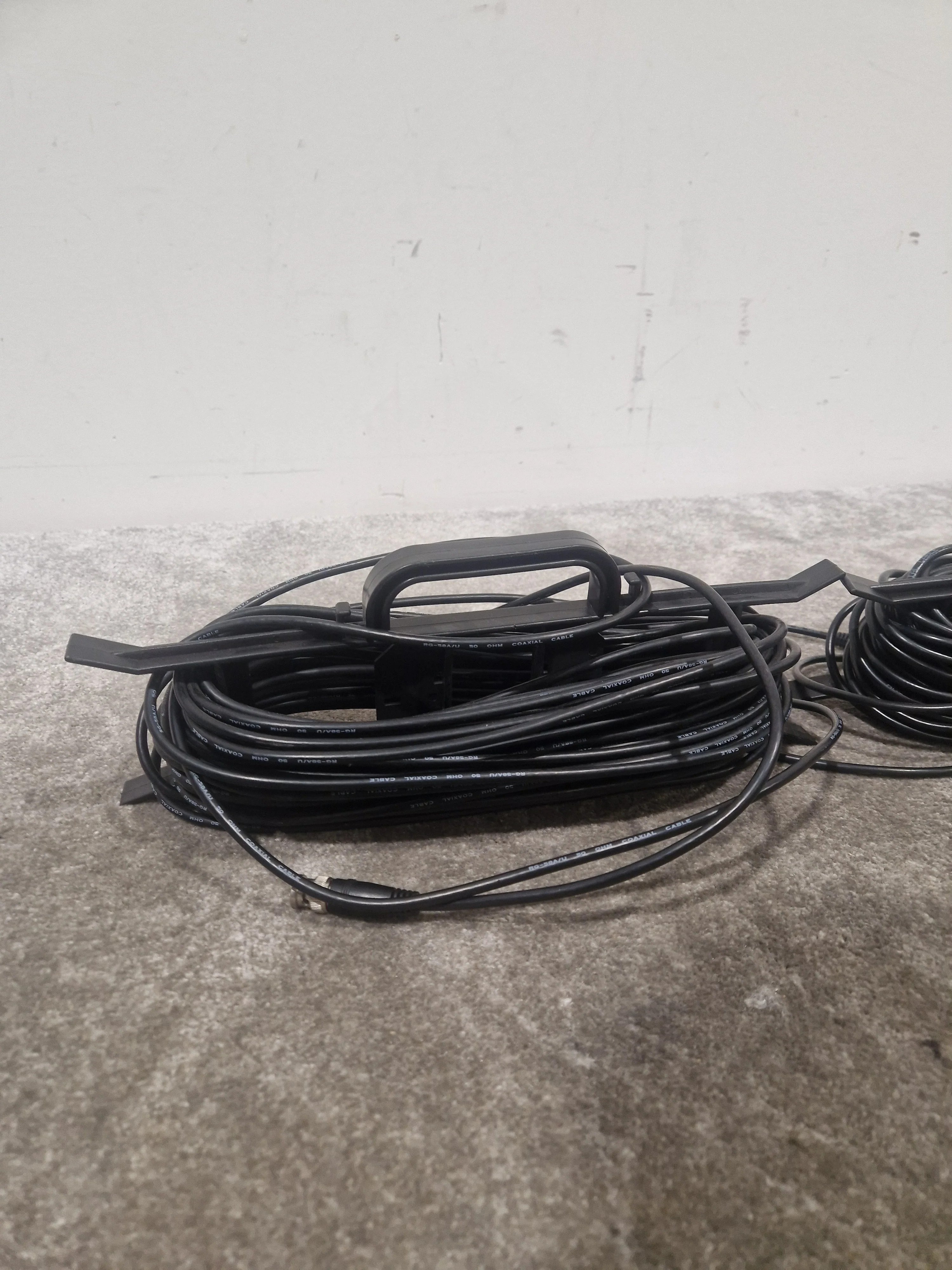 Pair OF Coaxial Cables on Loom  - High-Fidelity Signal Transfer - Excellent - Image 2