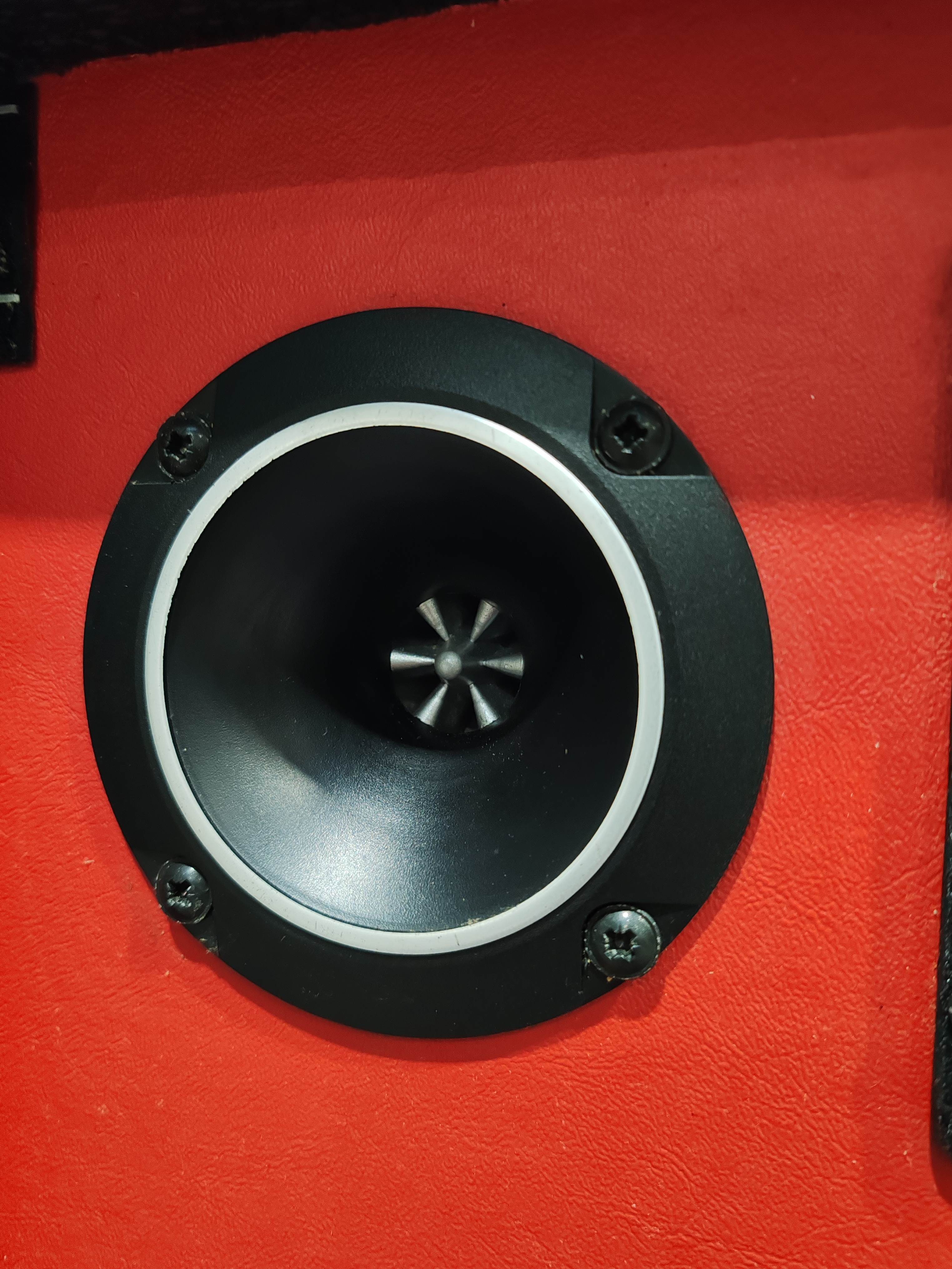 Pair of Eminence Custom Sound 200watt PA Speakers - Image 6