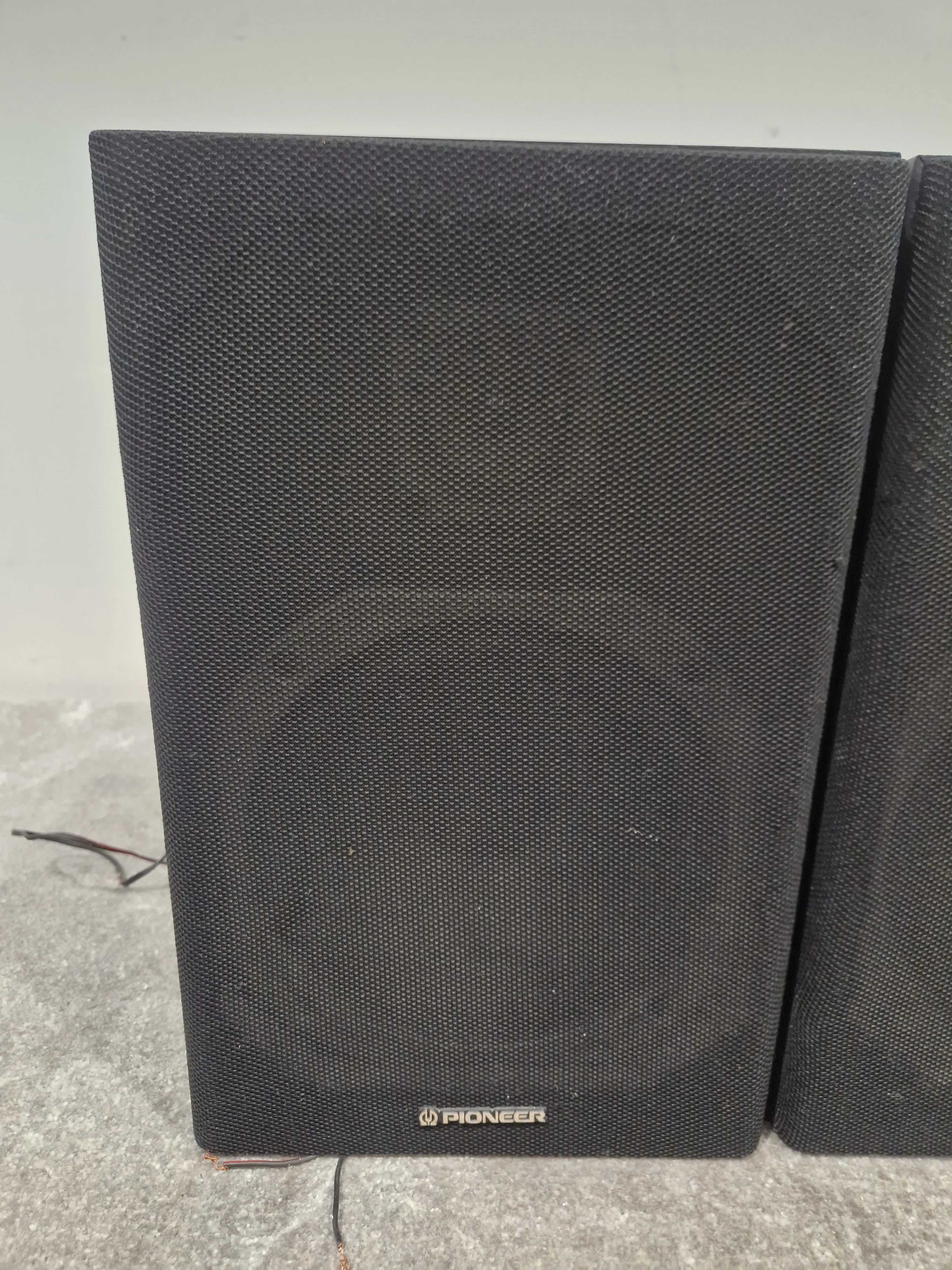 Pair of Pioneer Hi-fi Speakers - High Fidelity Audio, Excellent Sound Quality - Excellent - Image 5