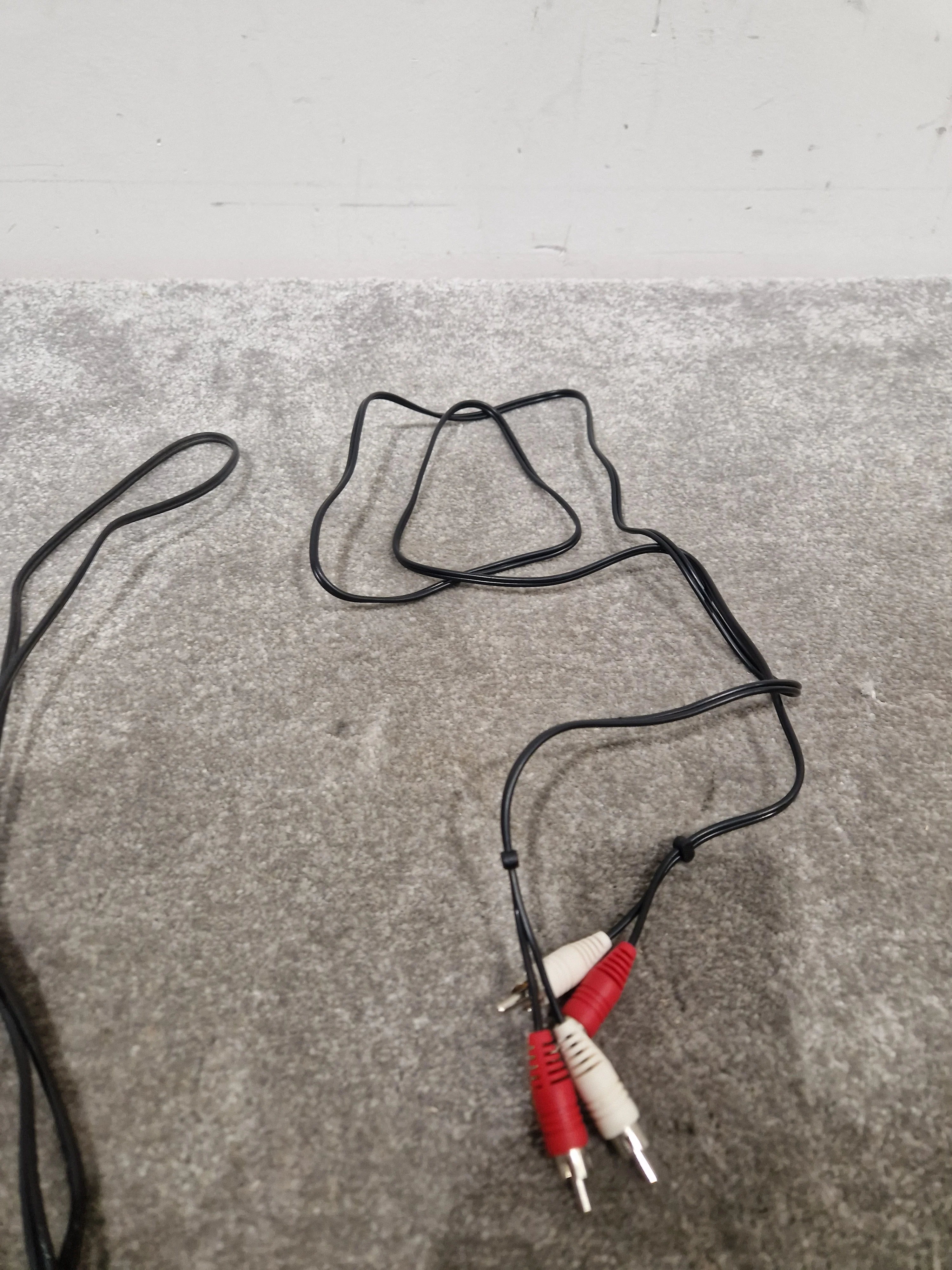 Joblot - 6x Pair of RCA Phono Cables, Random Sizes - High-Fidelity Audio - Excellent - Image 9