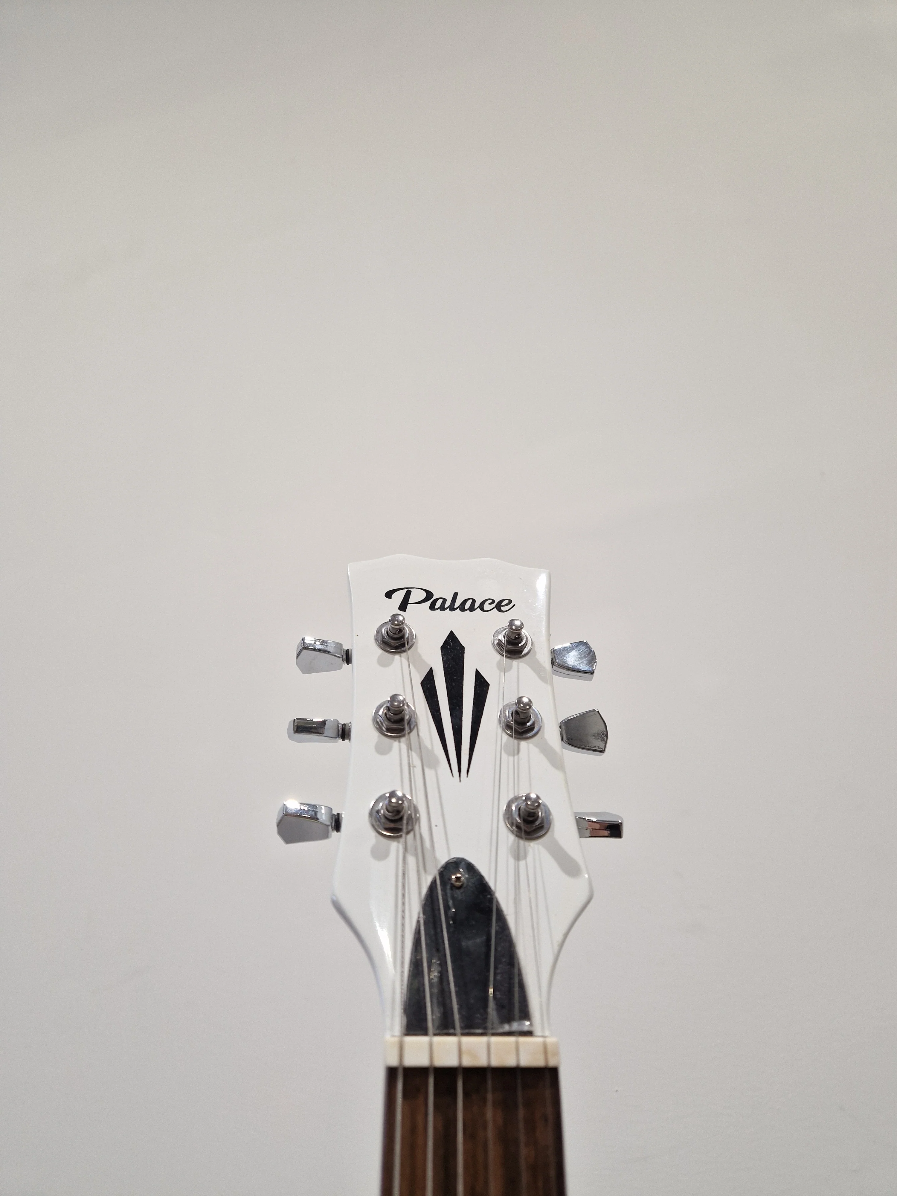 Palace Buckethead LP Style Full White Electric Guitar - Signature Design - Excellent - Image 4