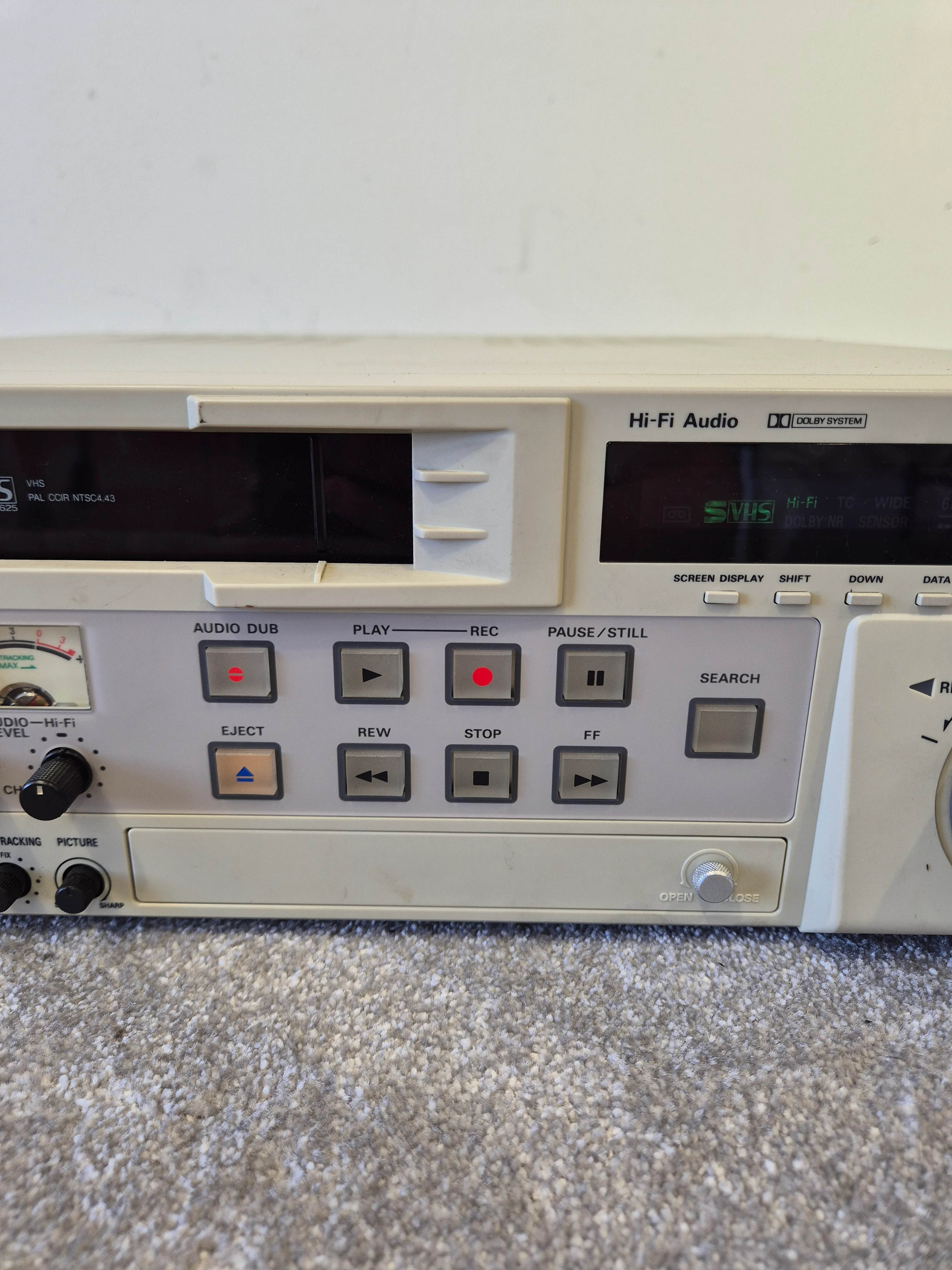 Panasonic AG-7350 Video Cassette Recorder - Spares or Repairs - Image 5