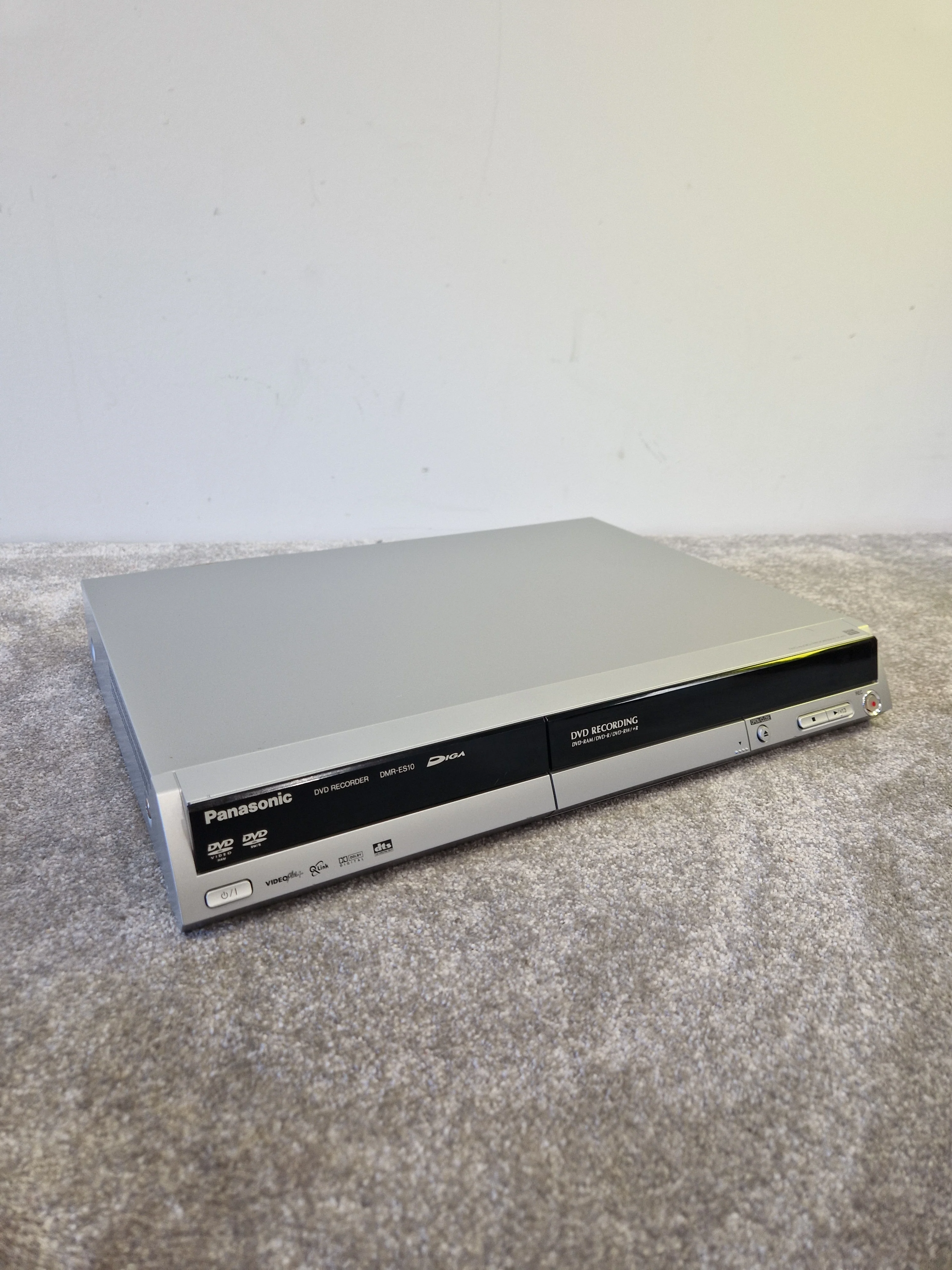 Panasonic DMR-ES10EB-S DVD Recorder - Multi-format Recording - (READ DESCRIPTION) - Image 6