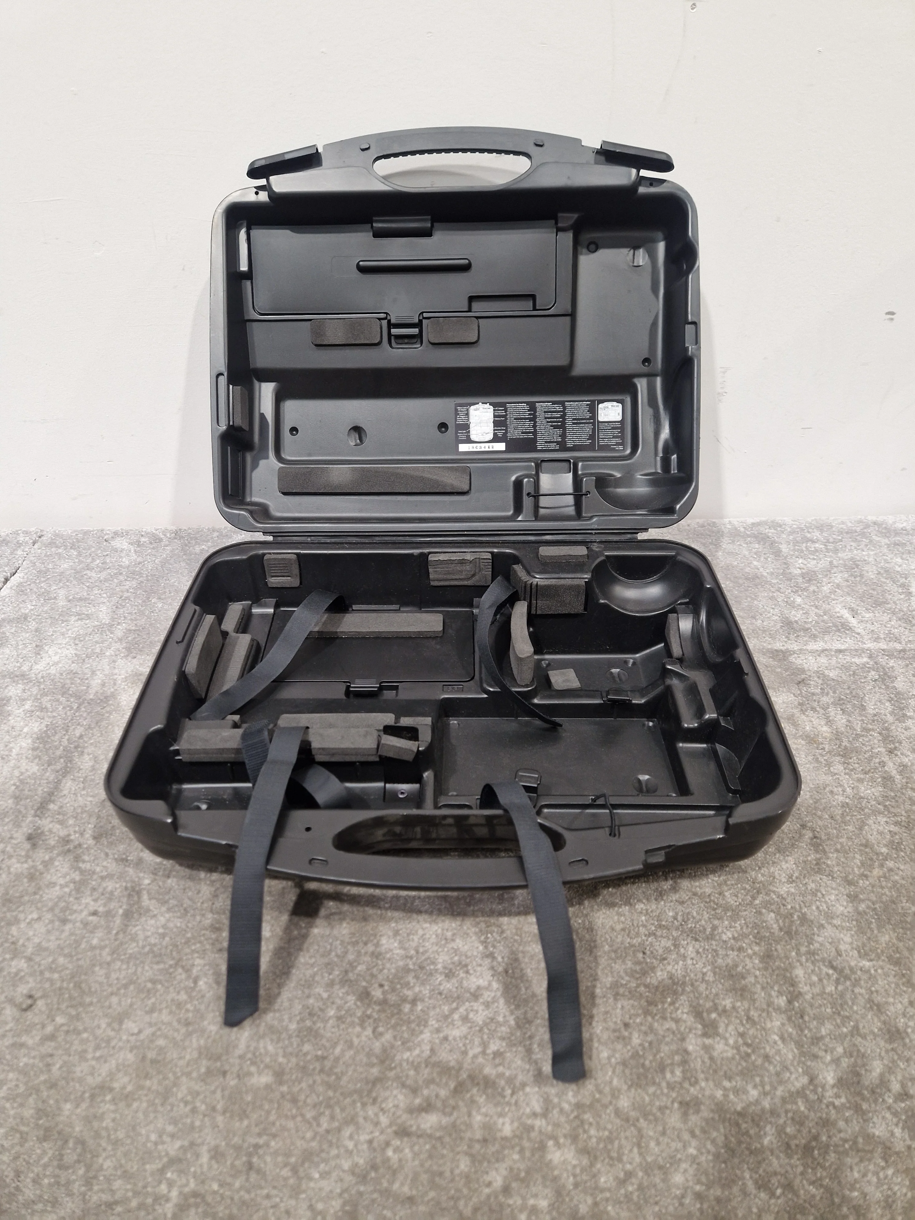 Panasonic NV-M50 - Professional Video Camera, 3-CCD Technology - Very Good w/ Power Supply & Hard Case & Camera Accessories & Adapter - Image 5
