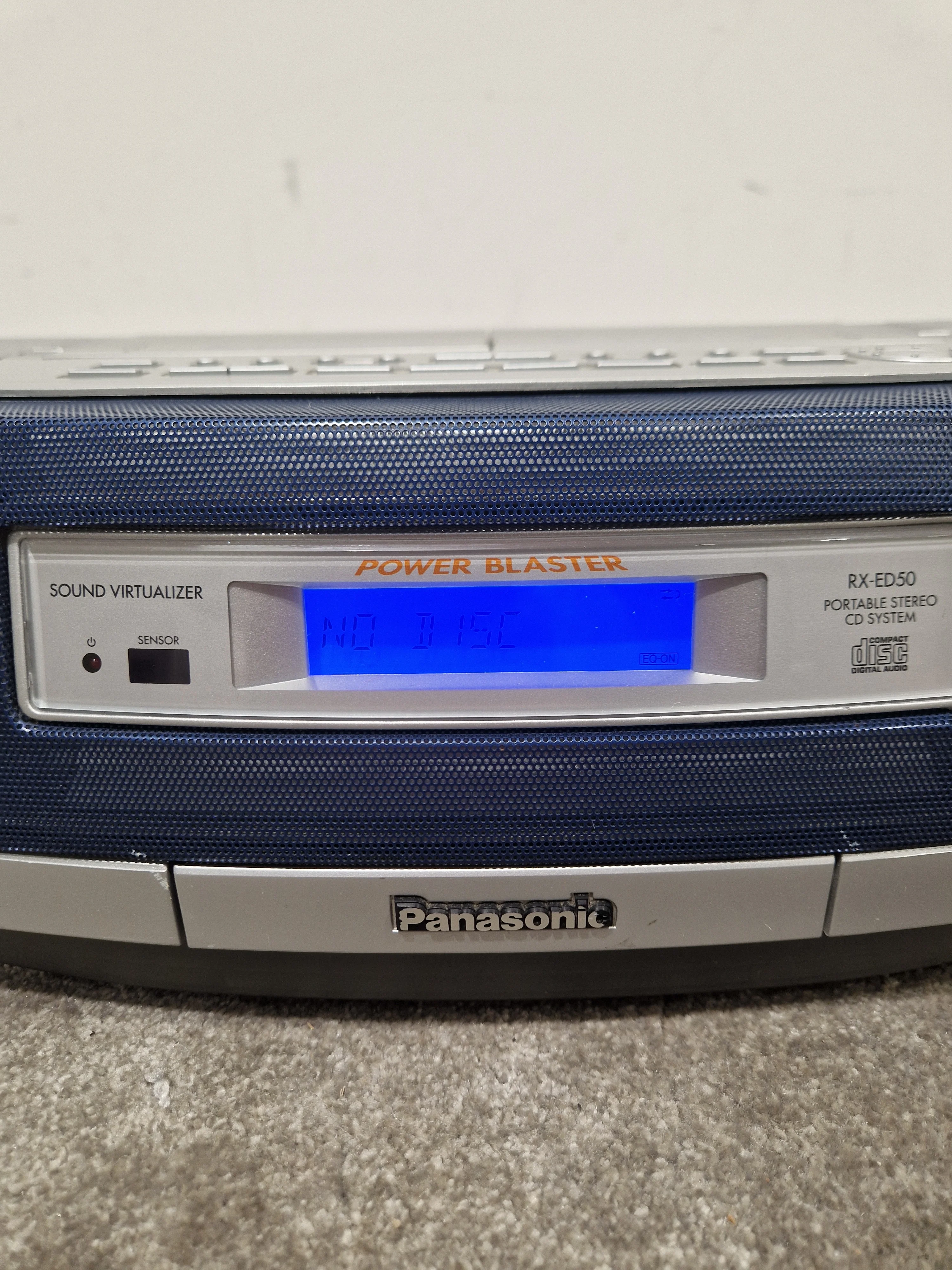 Panasonic RX-ED50 - Portable Stereo CD System - Silver/Black - Excellent w/ Manuals, Original Box & remote - Image 18