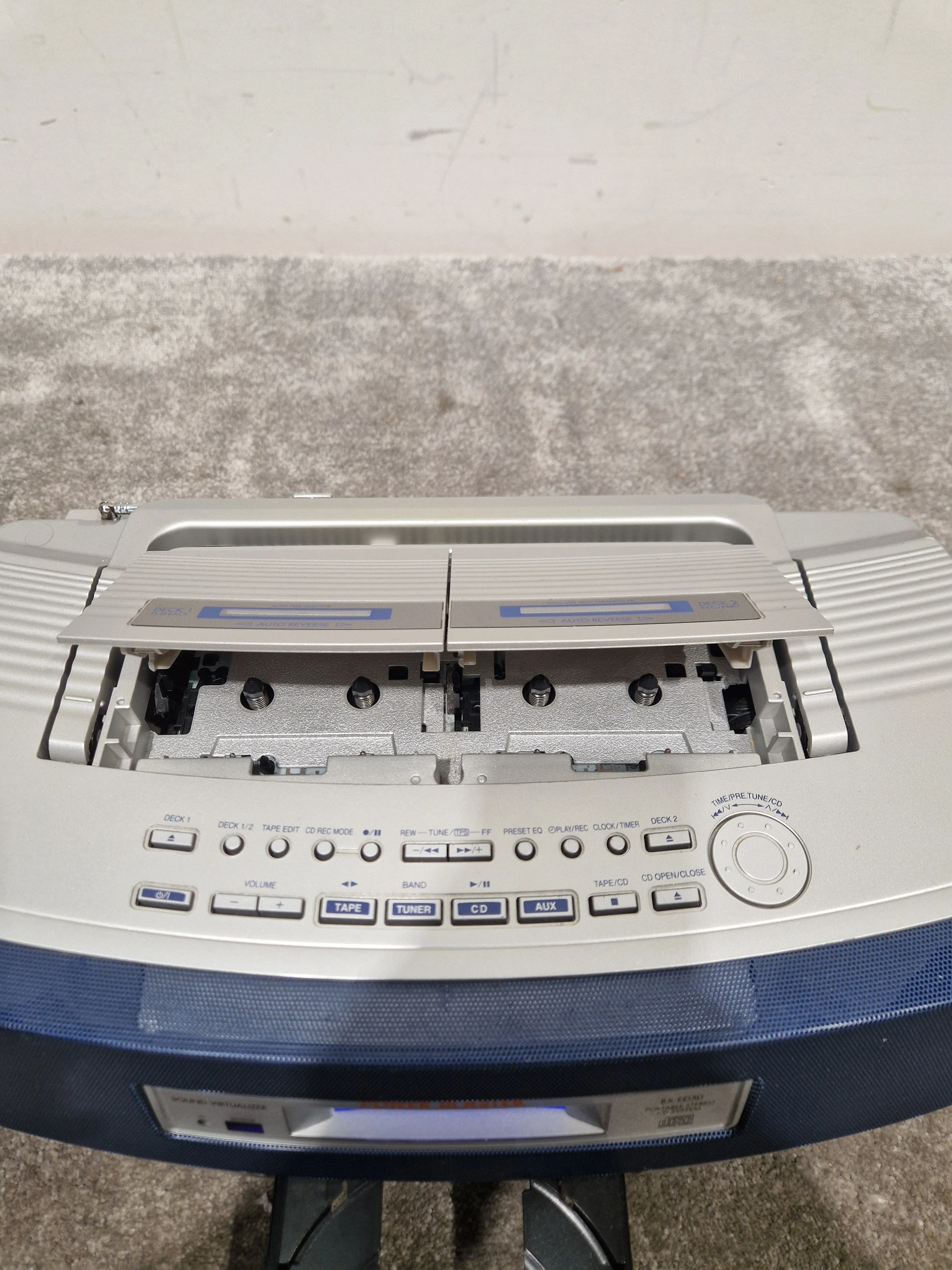 Panasonic RX-ED50 - Portable Stereo CD System - Silver/Black - Excellent w/ Manuals, Original Box & remote - Image 19