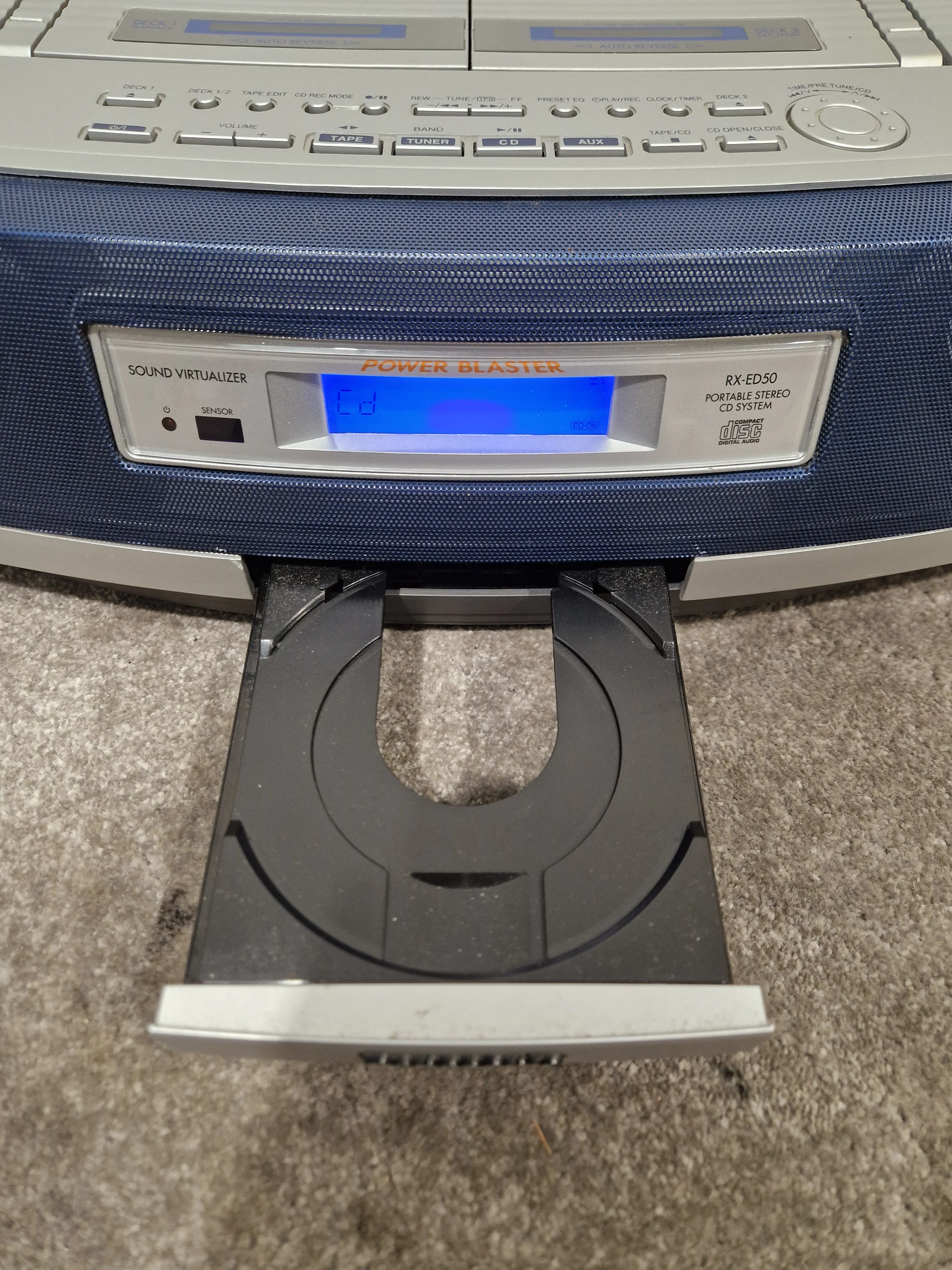Panasonic RX-ED50 - Portable Stereo CD System - Silver/Black - Excellent w/ Manuals, Original Box & remote - Image 25