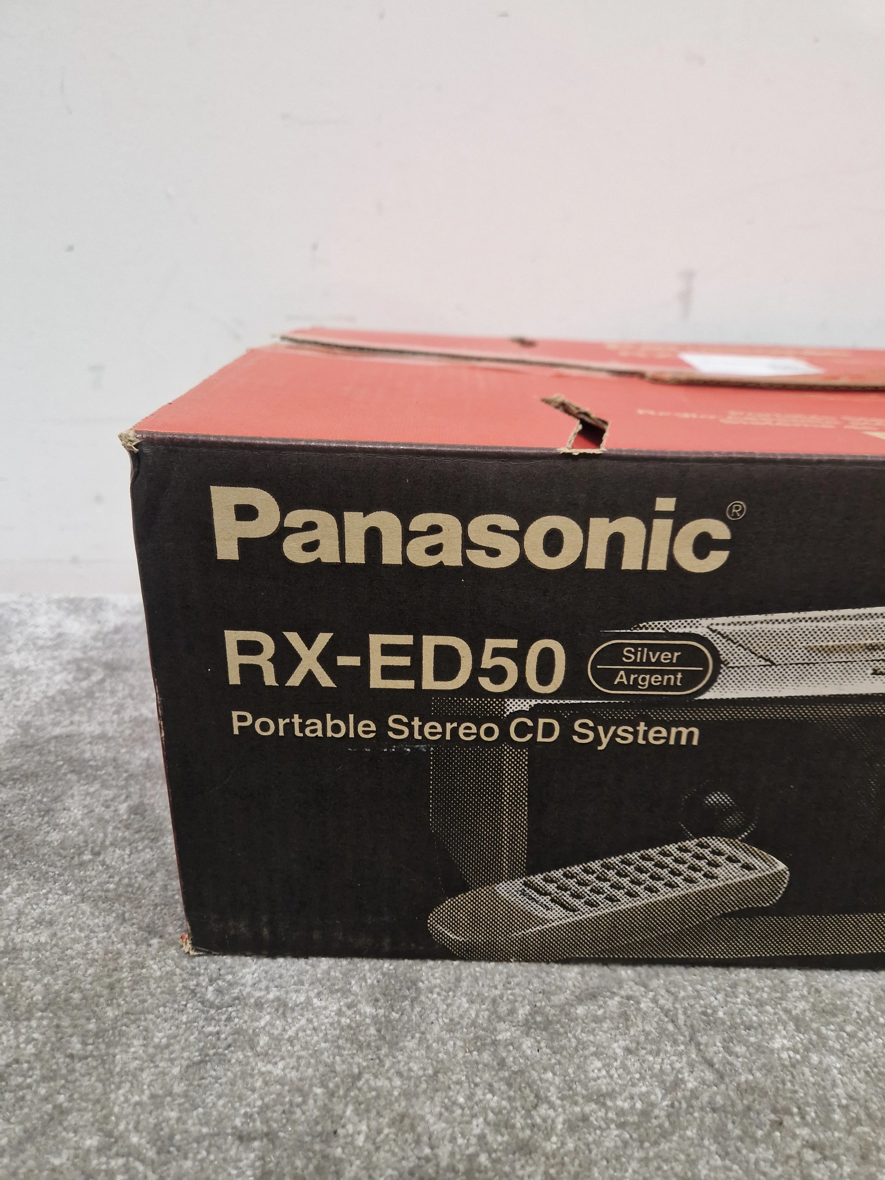 Panasonic RX-ED50 - Portable Stereo CD System - Silver/Black - Excellent w/ Manuals, Original Box & remote - Image 8