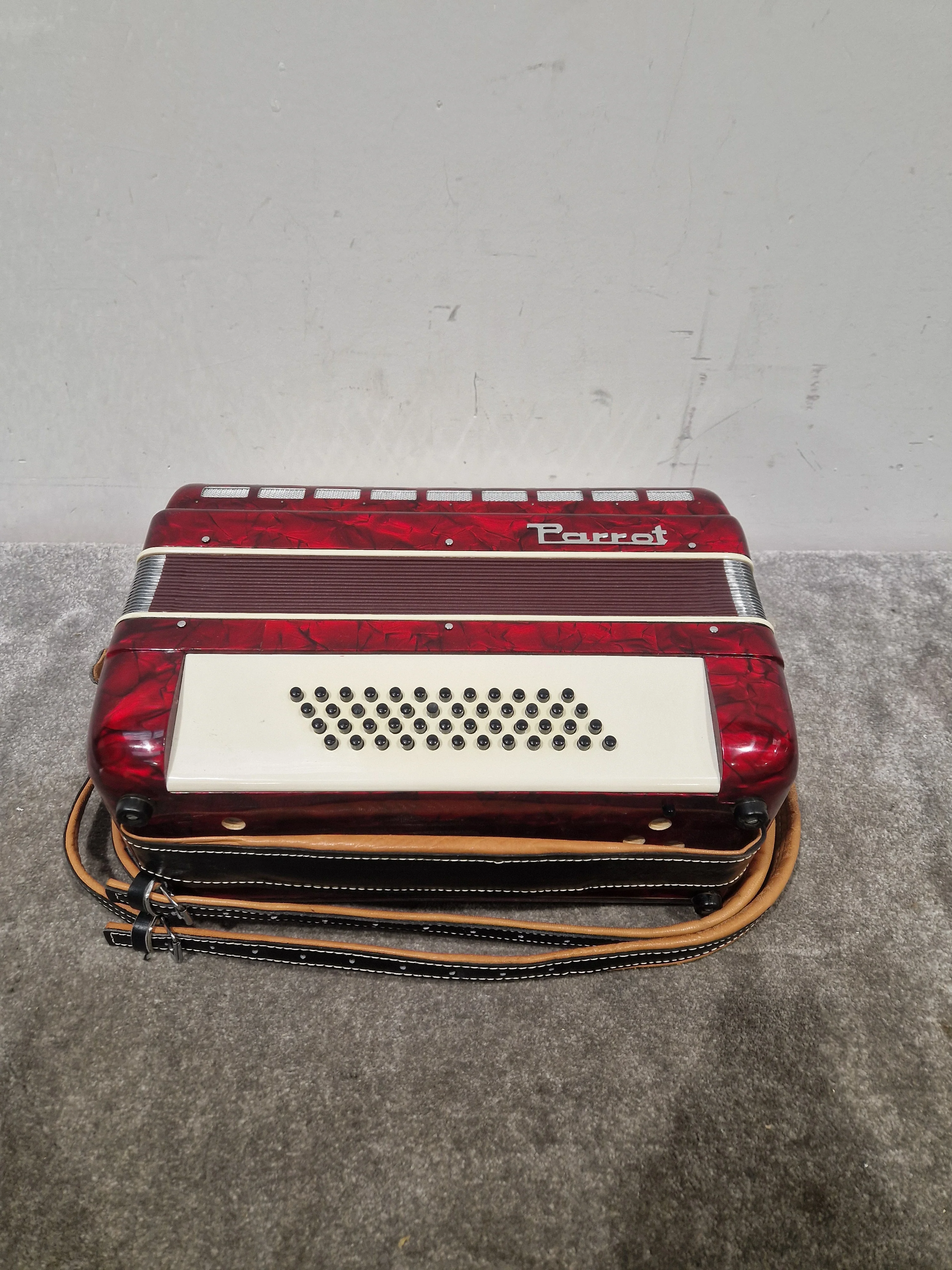 Parrot Accordion 1407 48 Bass 34 Key - Compact Design - Excellent w/ Hard Case - Image 6