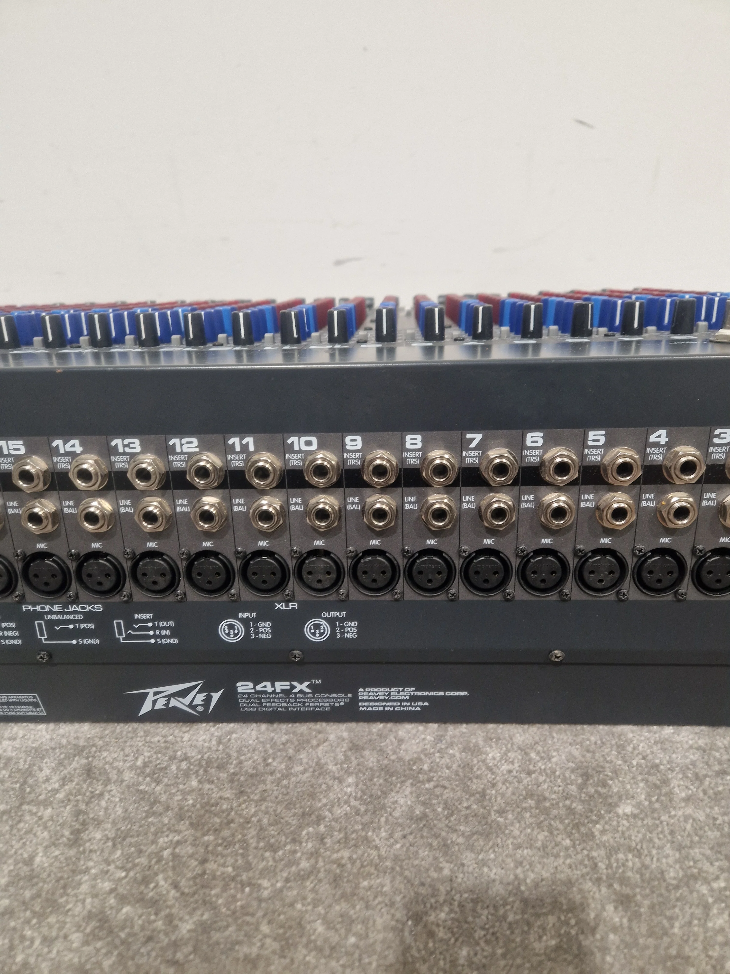 Peavey 24FX - 24-Channel Mixer - Fair - Image 5