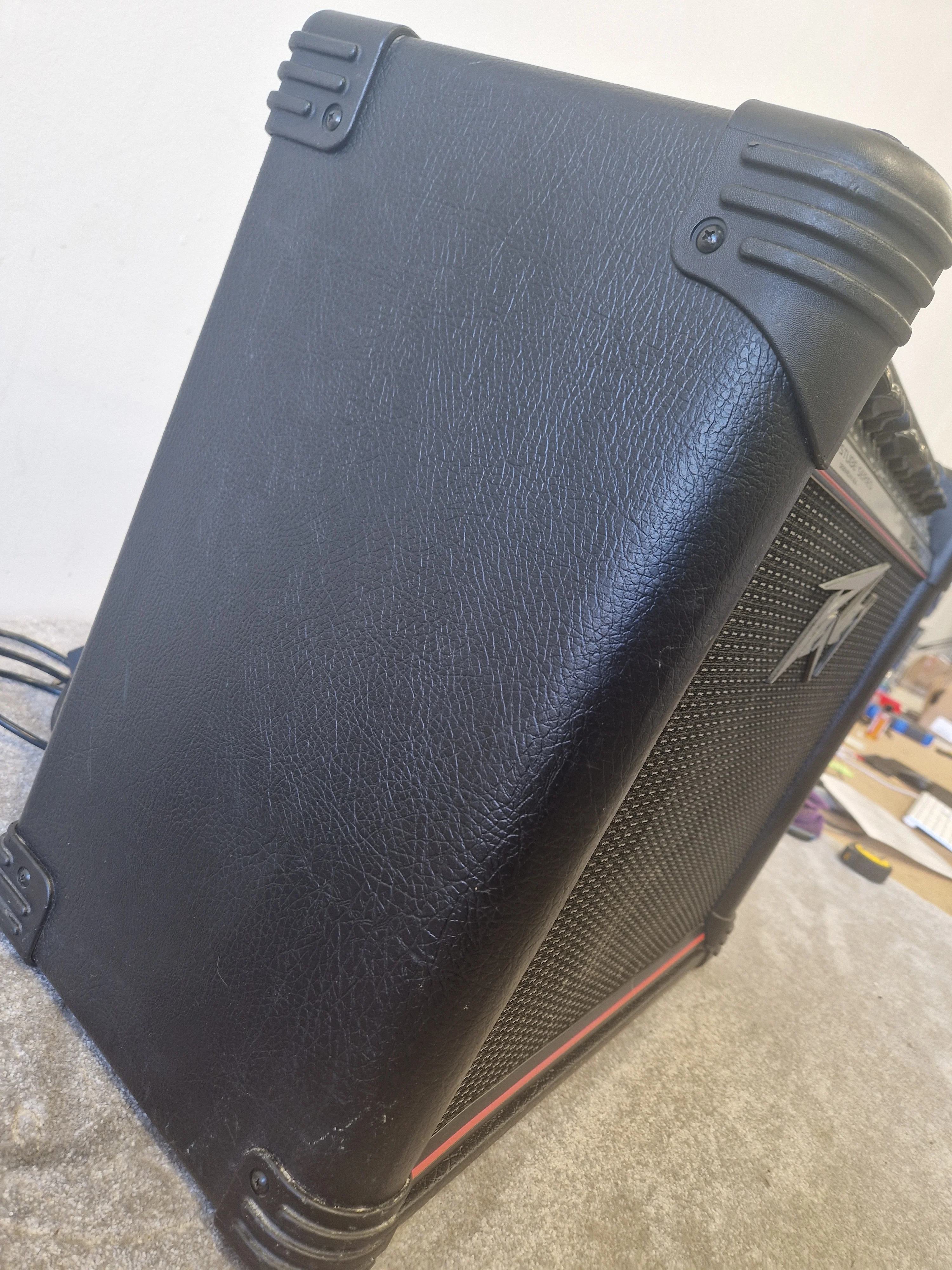 Peavey Bandit 112 Guitar Combo Amp – 80W TransTube Power, Dual Channels, 3-Band EQ, Effects Loop - Very Good - Image 4